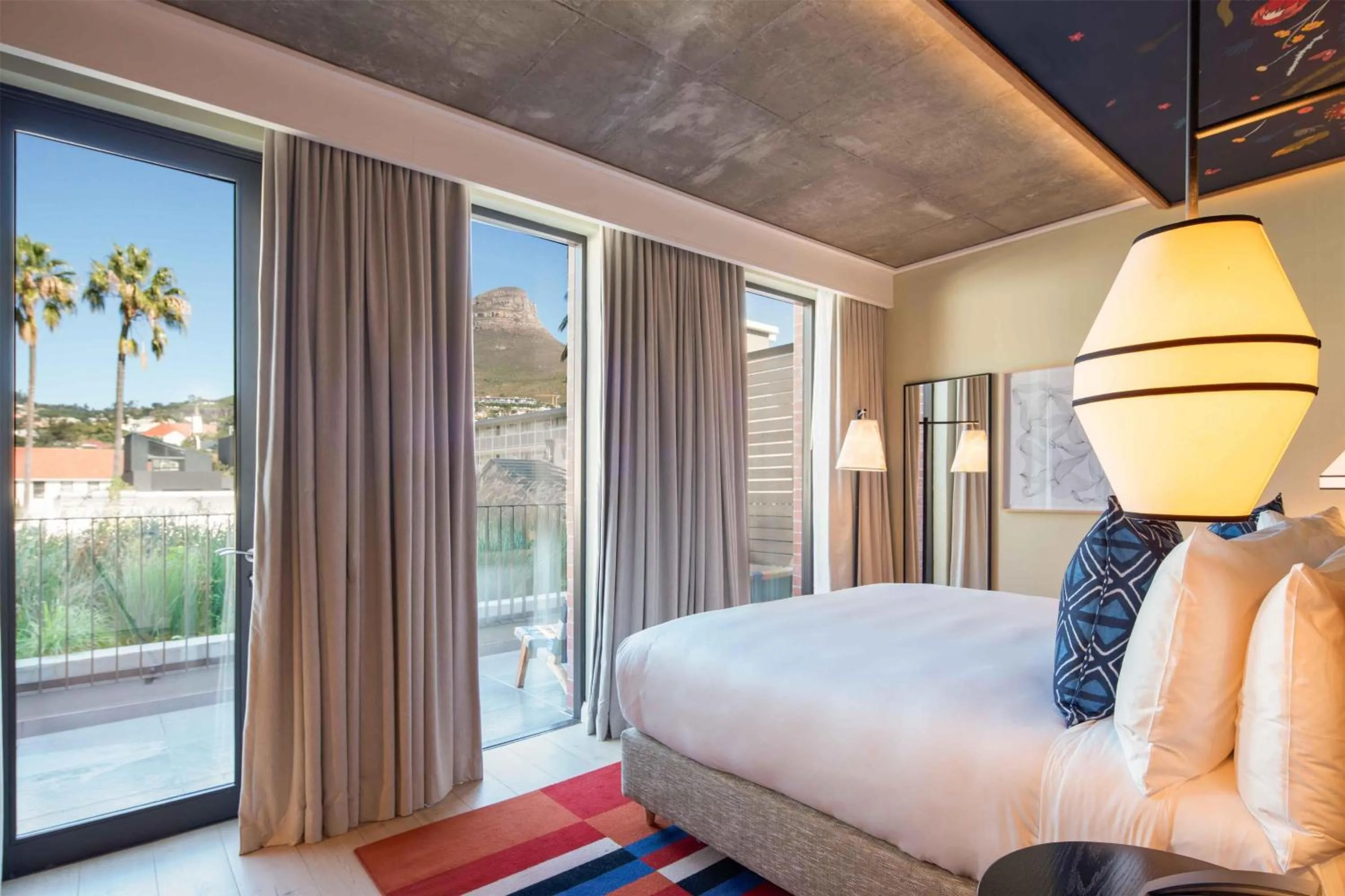 Bed in Canopy By Hilton Cape Town Longkloof