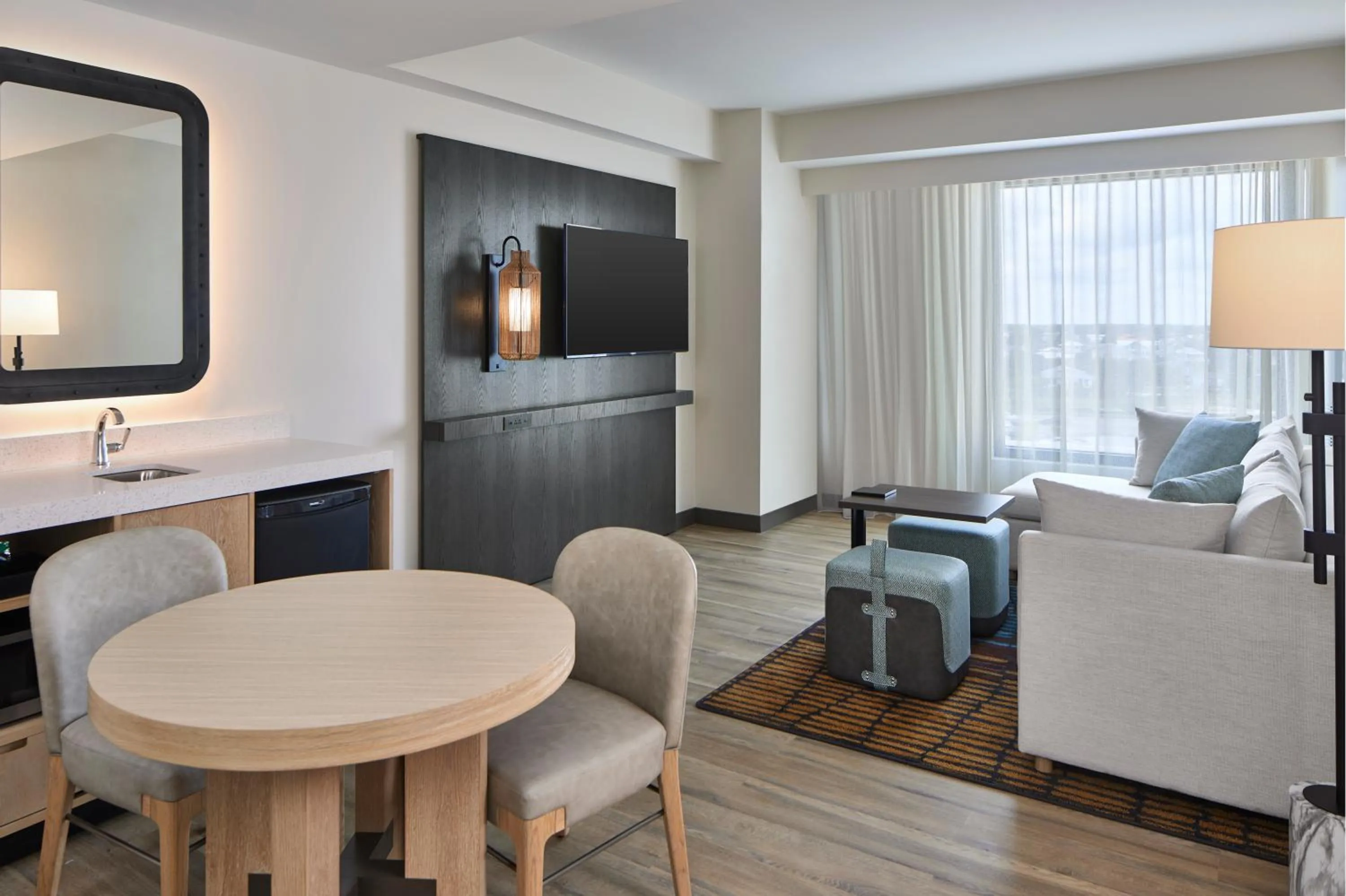 Bedroom in Embassy Suites By Hilton Gulf Shores Beach Resort