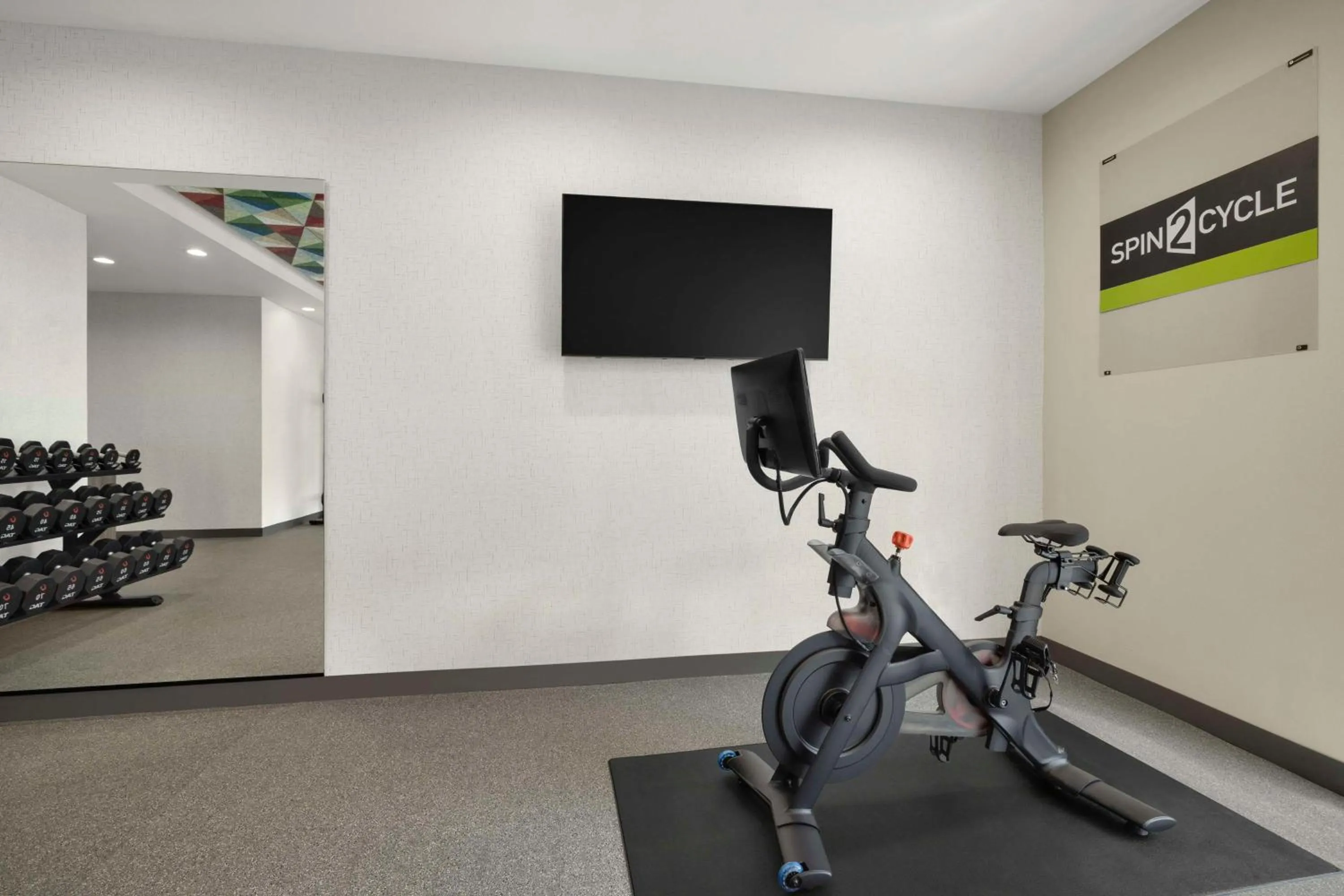 Fitness centre/facilities in Home2 Suites By Hilton San Juan