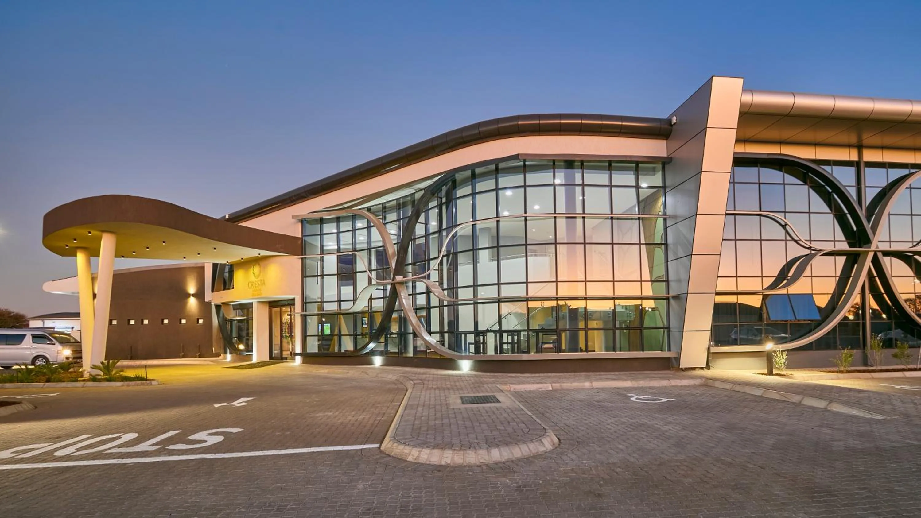 Property building in Cresta Grande Jwaneng