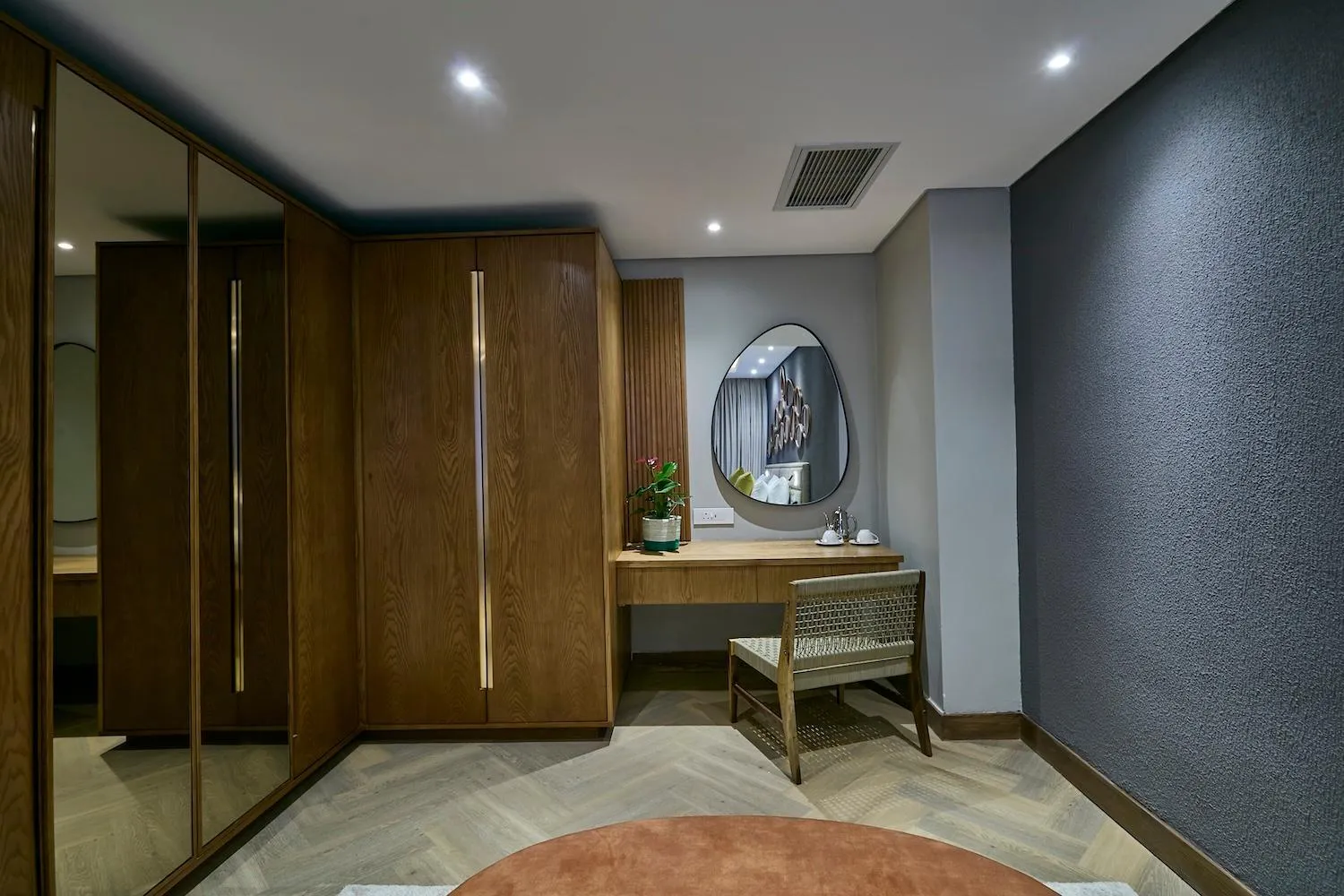 wardrobe in Cresta Grande Jwaneng