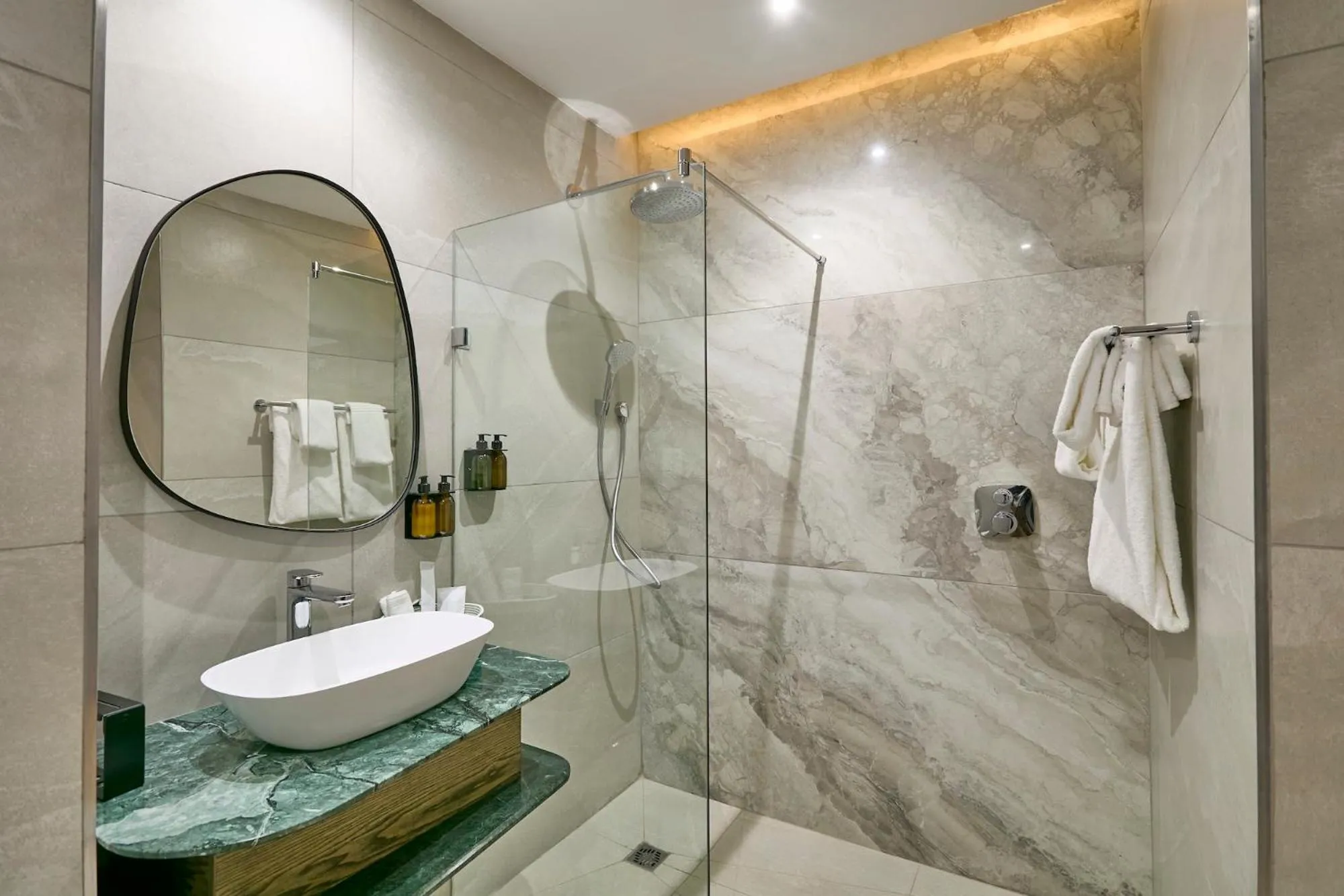 Shower in Cresta Grande Jwaneng