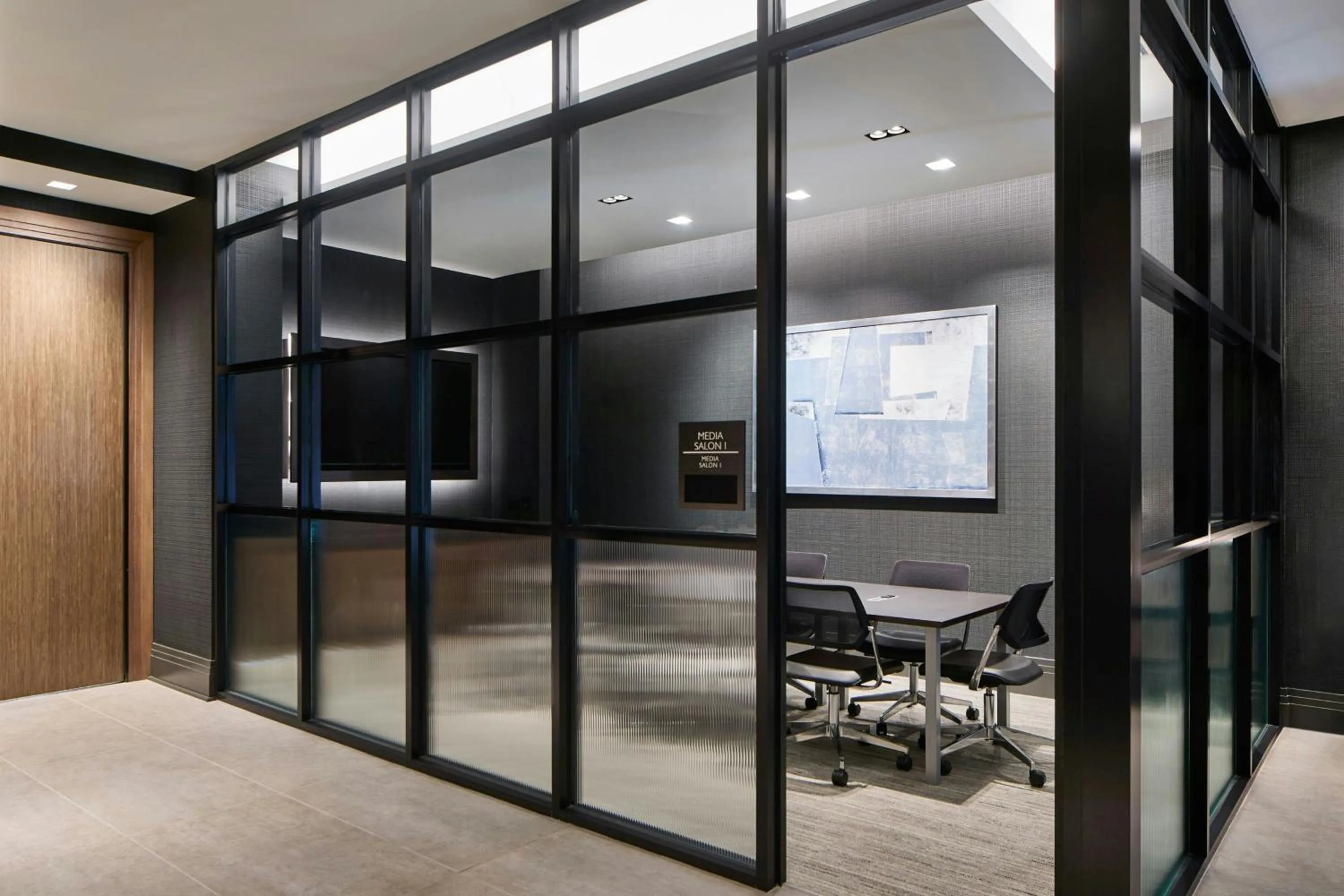 Meeting/conference room in AC Hotel Savannah Historic District