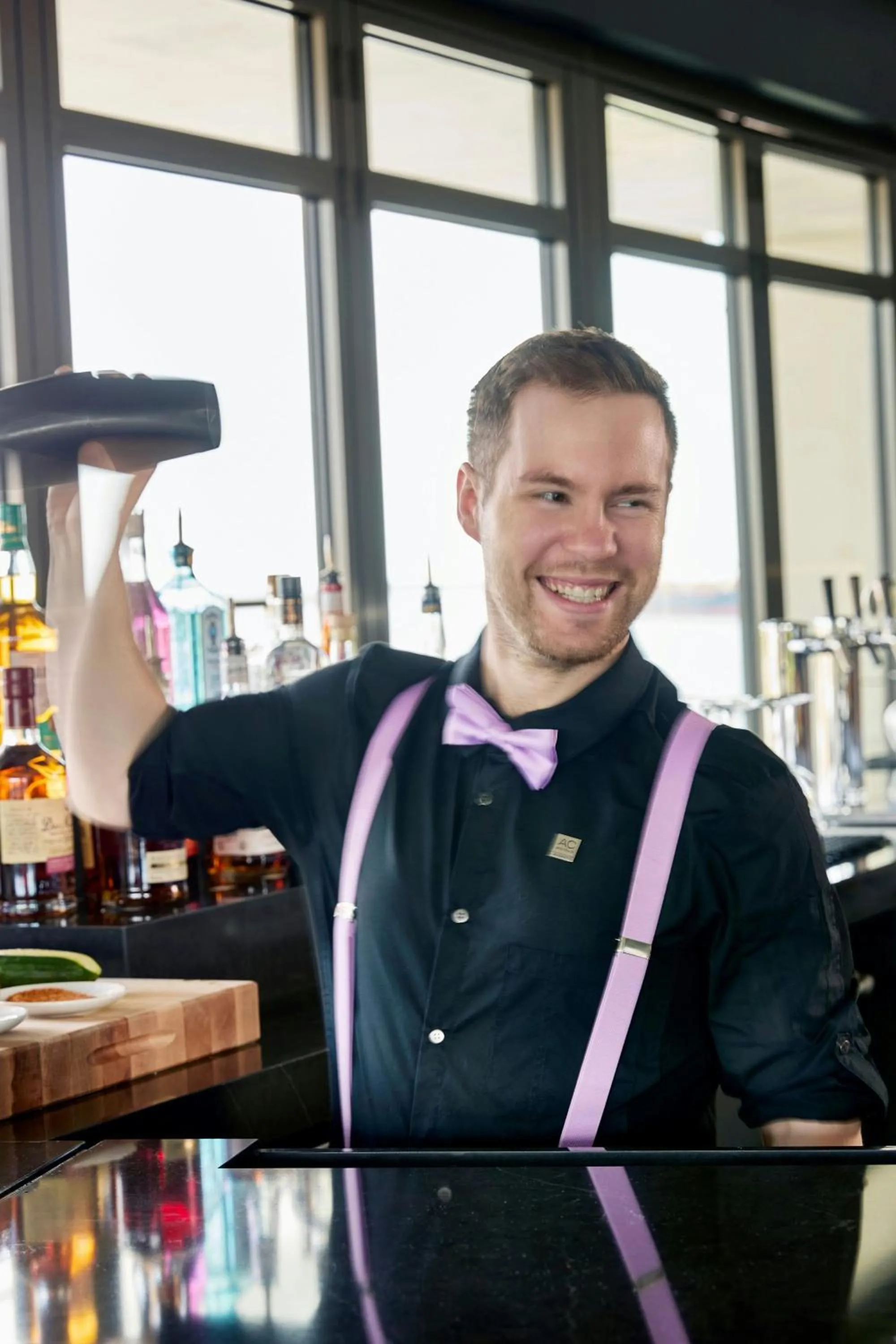 Lounge or bar in AC Hotel Savannah Historic District
