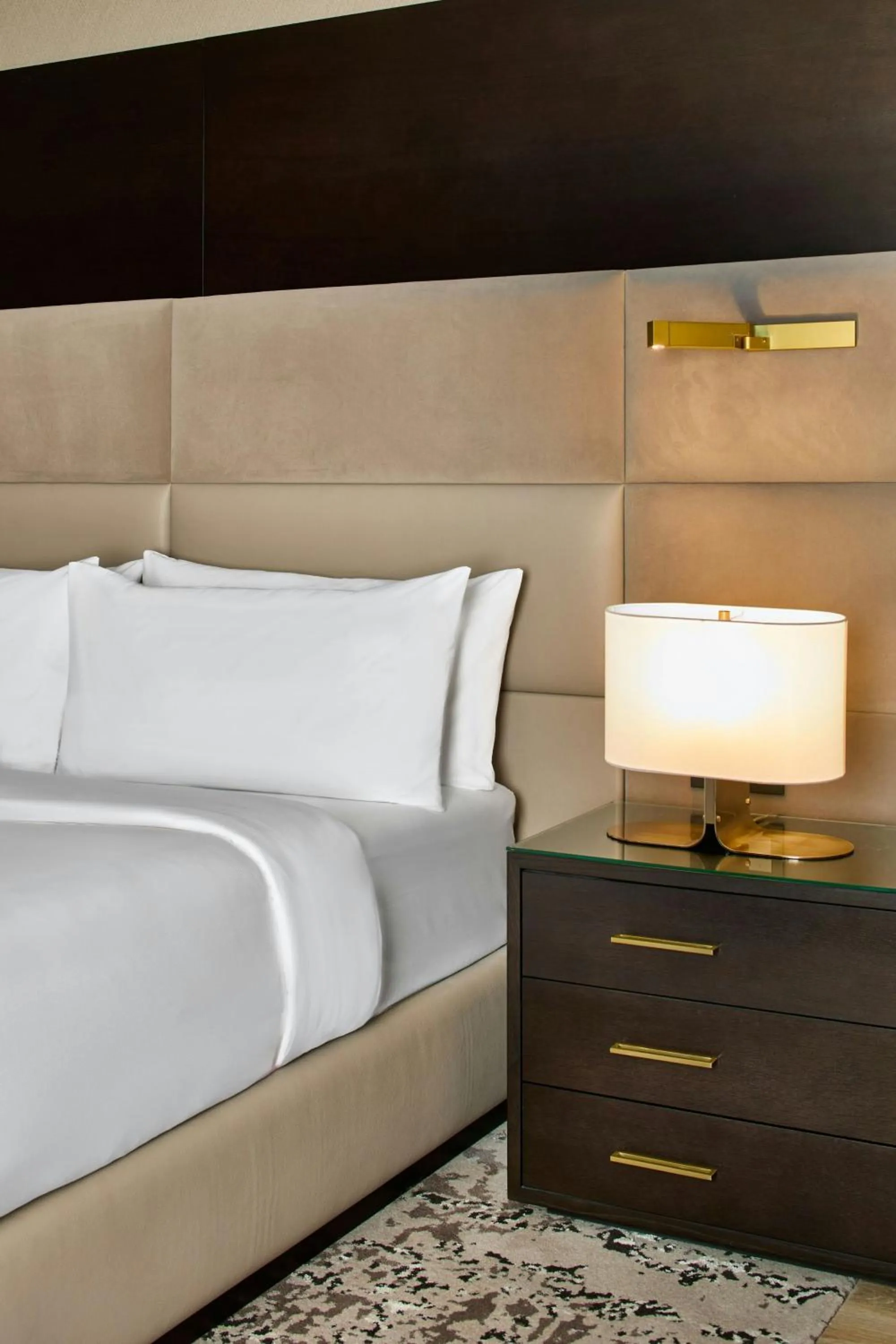 Bedroom, Bed in AC Hotel Savannah Historic District