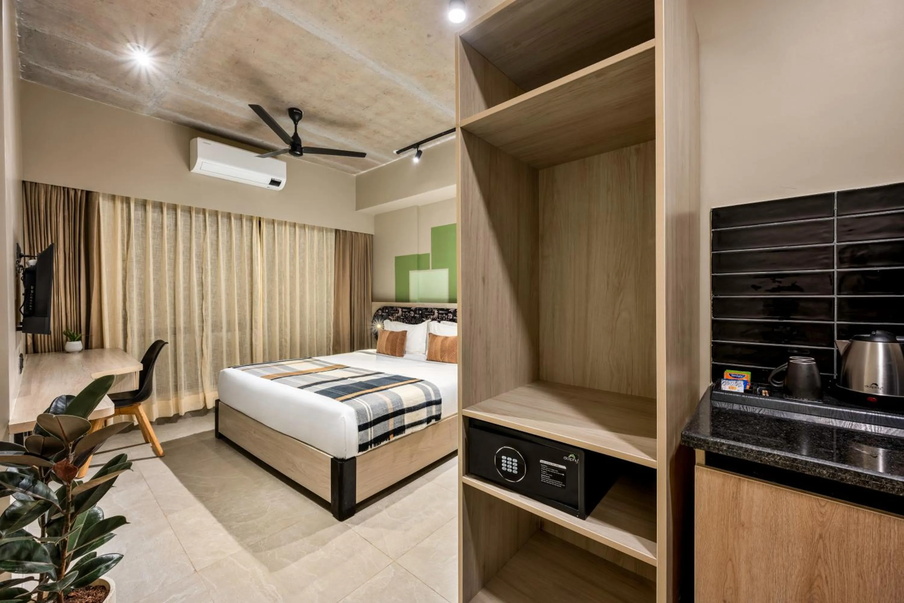 Kitchen or kitchenette, Bed in Grand Continent Koramangala, Bangalore