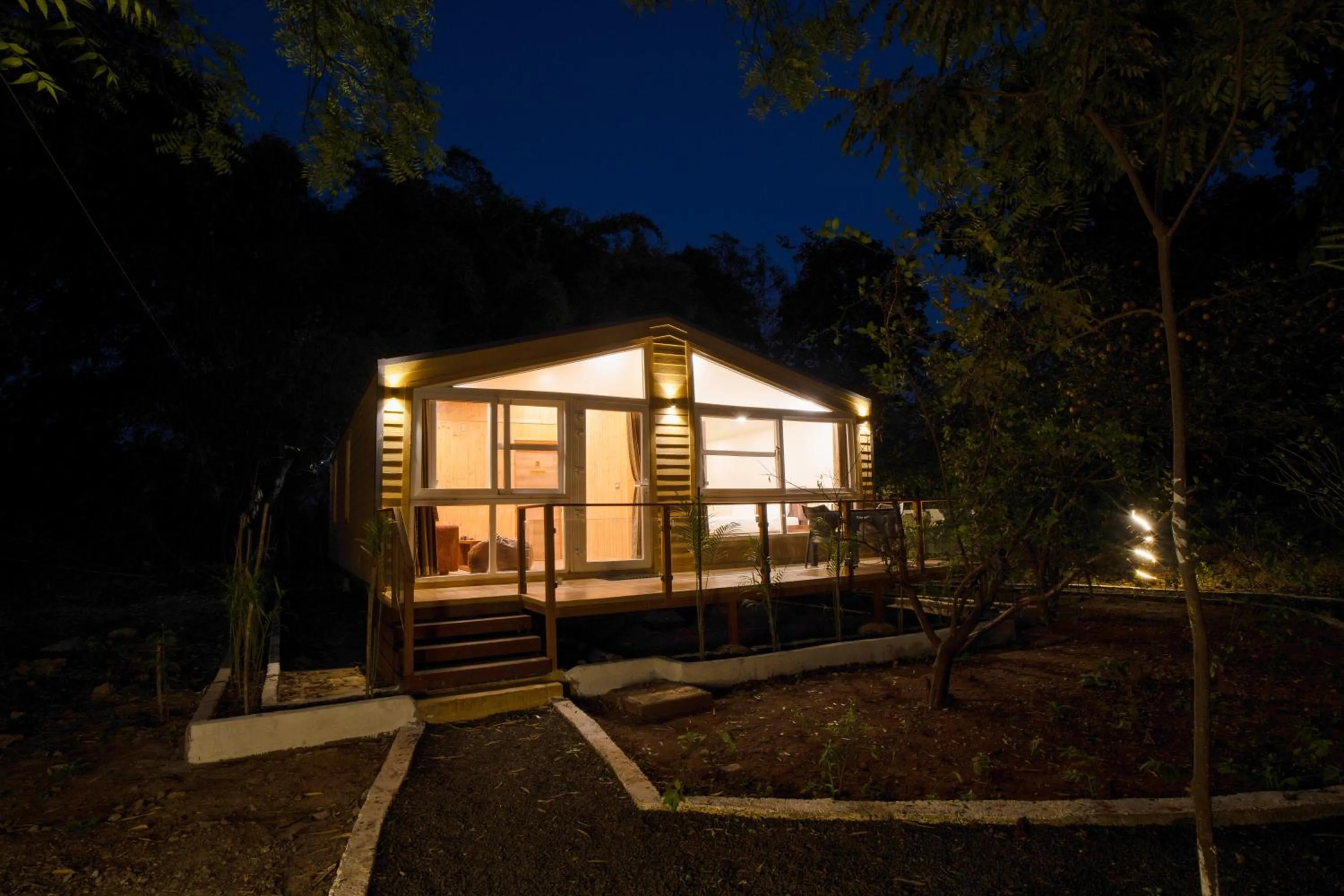 Facade/entrance in Treebo Premium Mowgli's Den, Pench