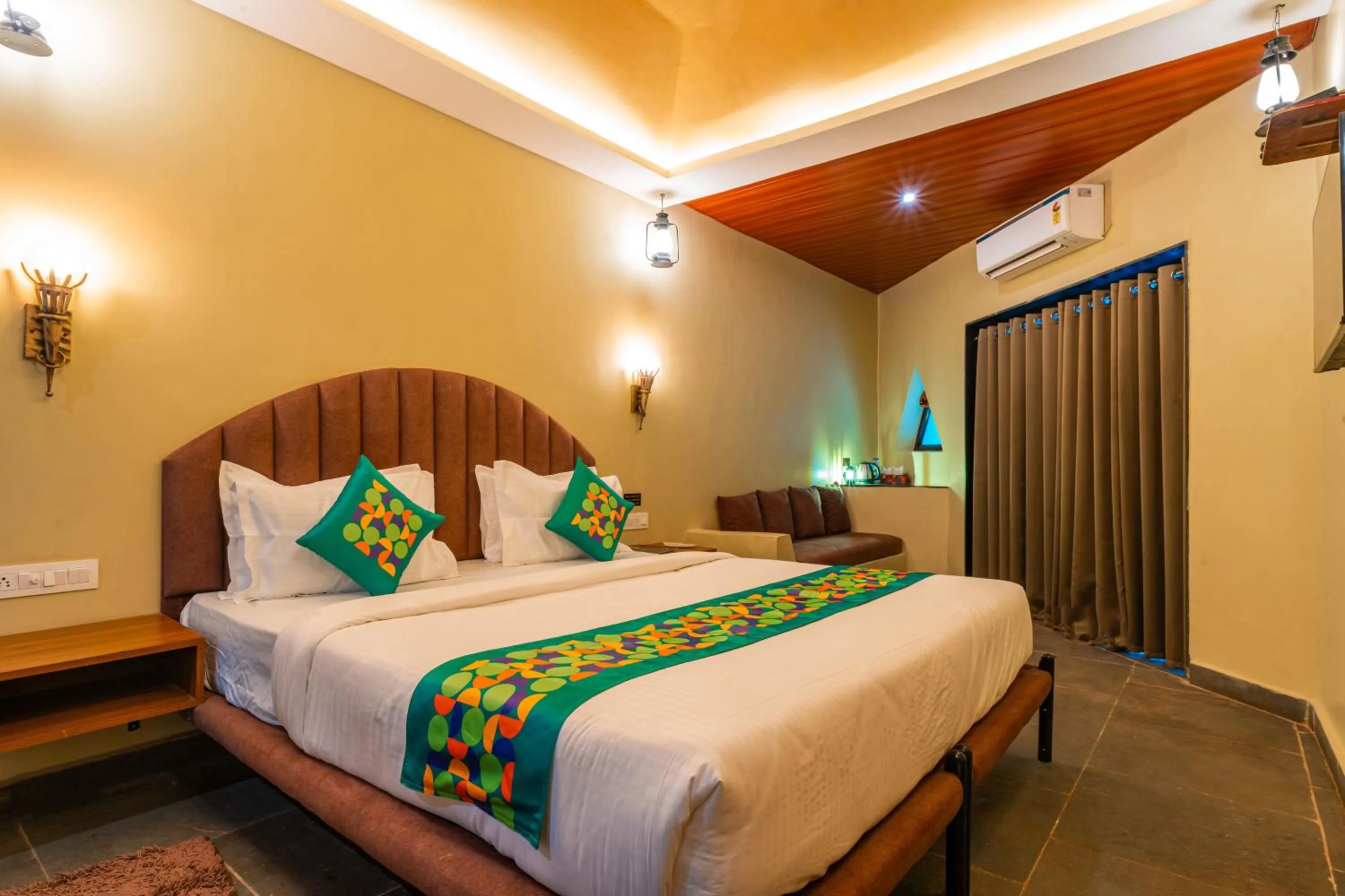 Bedroom, Bed in Treebo Premium Mowgli's Den, Pench