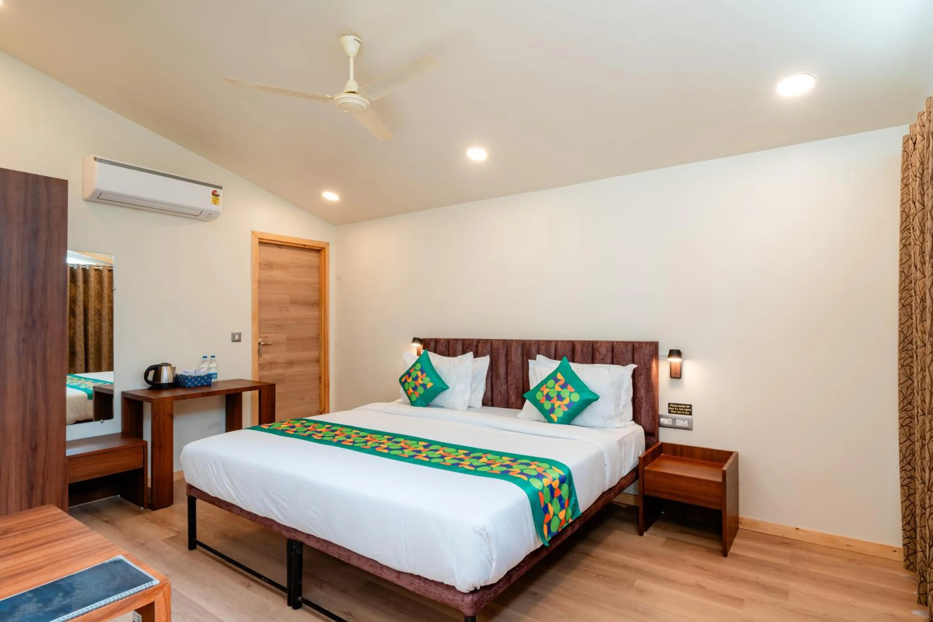 Bedroom, Bed in Treebo Premium Mowgli's Den, Pench