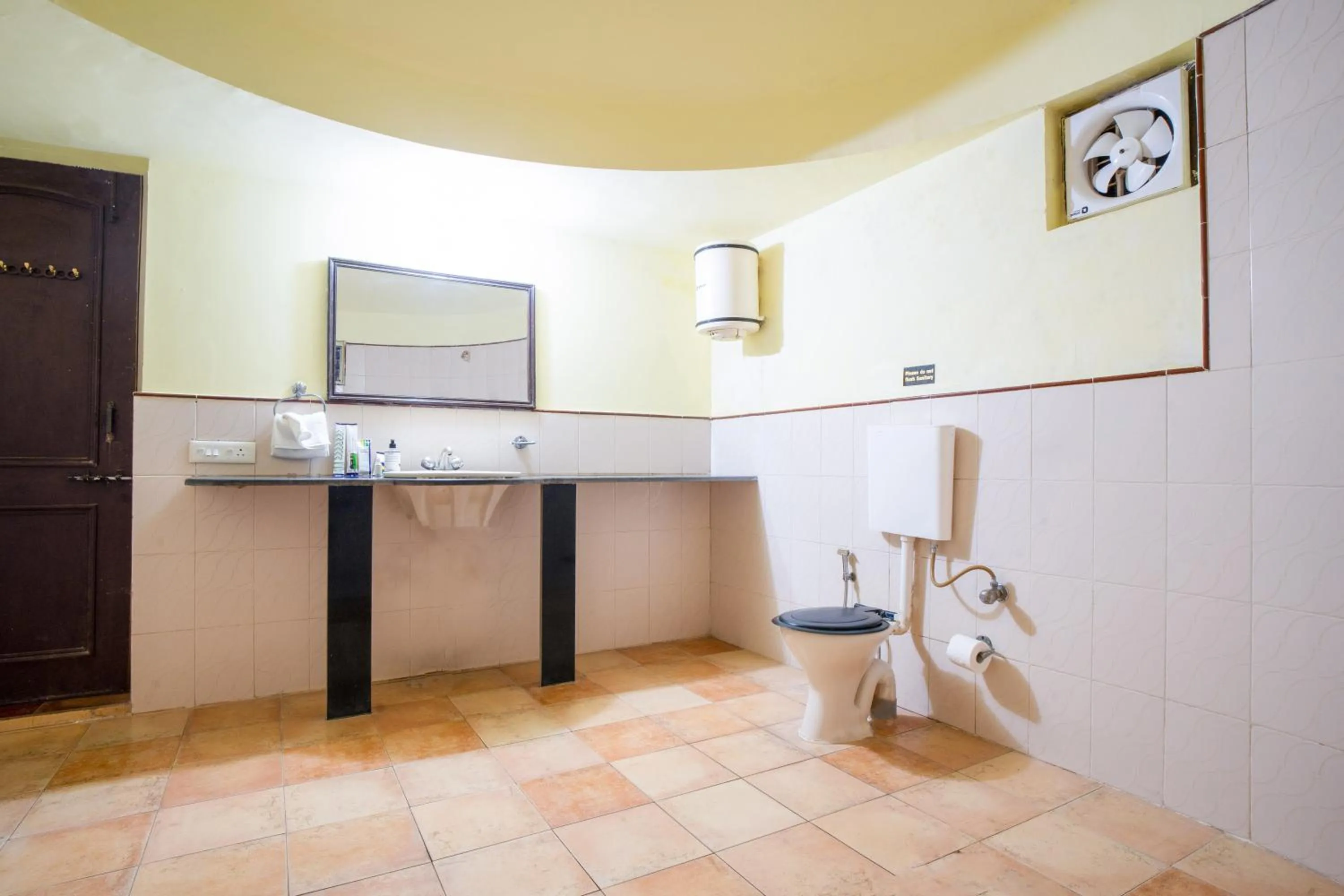 Bathroom in Treebo Premium Mowgli's Den, Pench