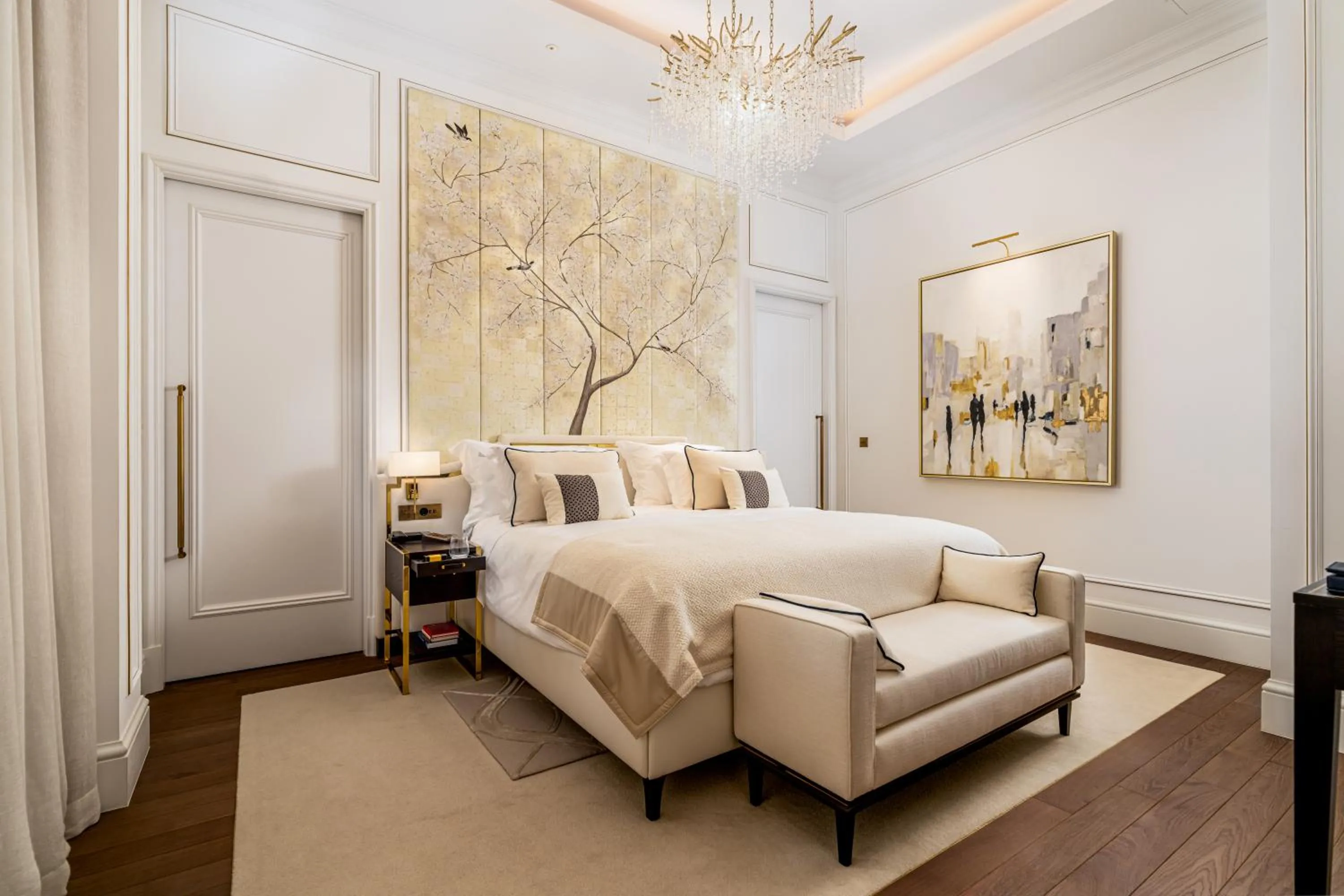 Bedroom, Bed in Corinthia Grand Hotel du Boulevard Bucharest