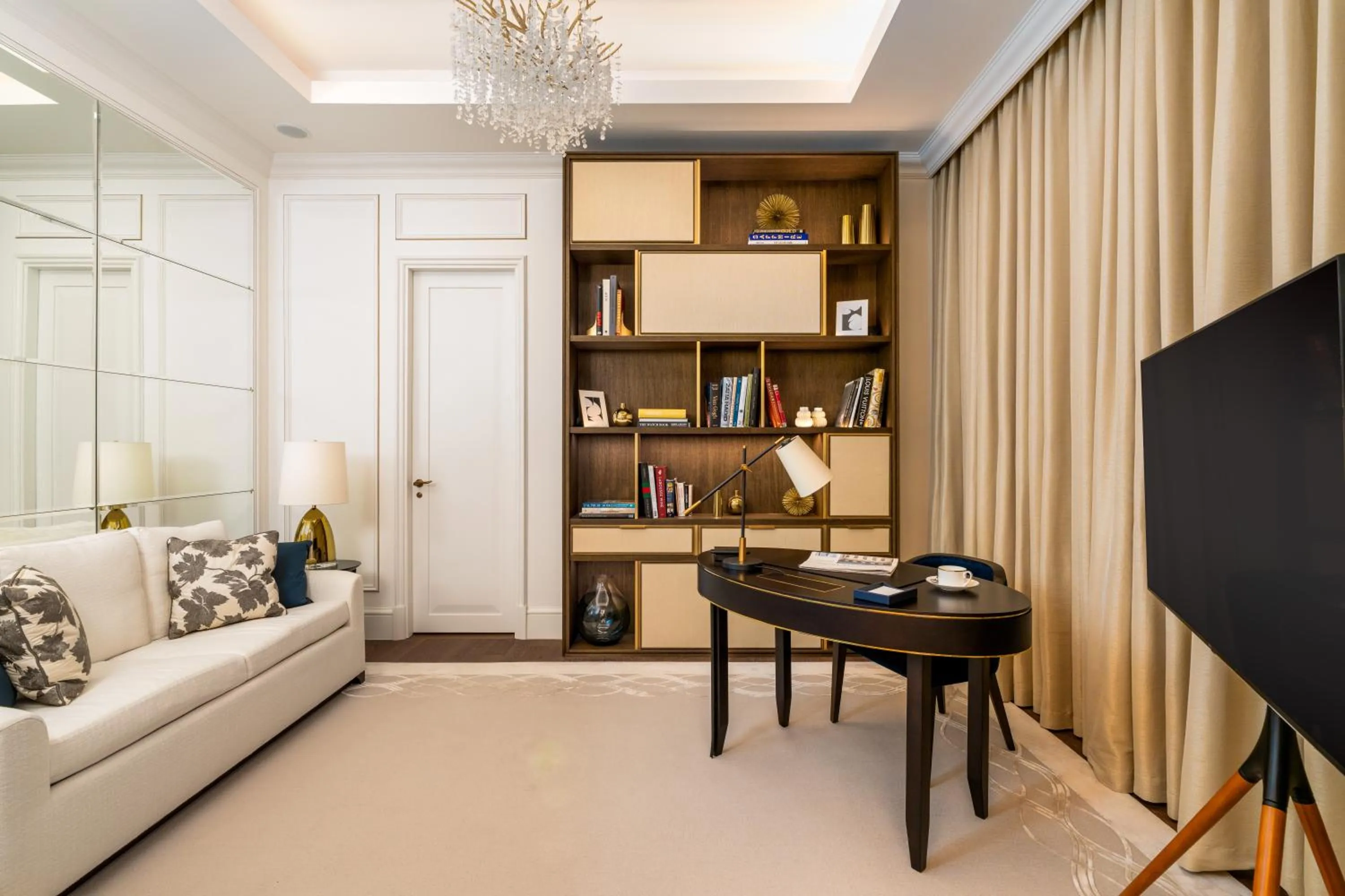 Living room in Corinthia Grand Hotel du Boulevard Bucharest