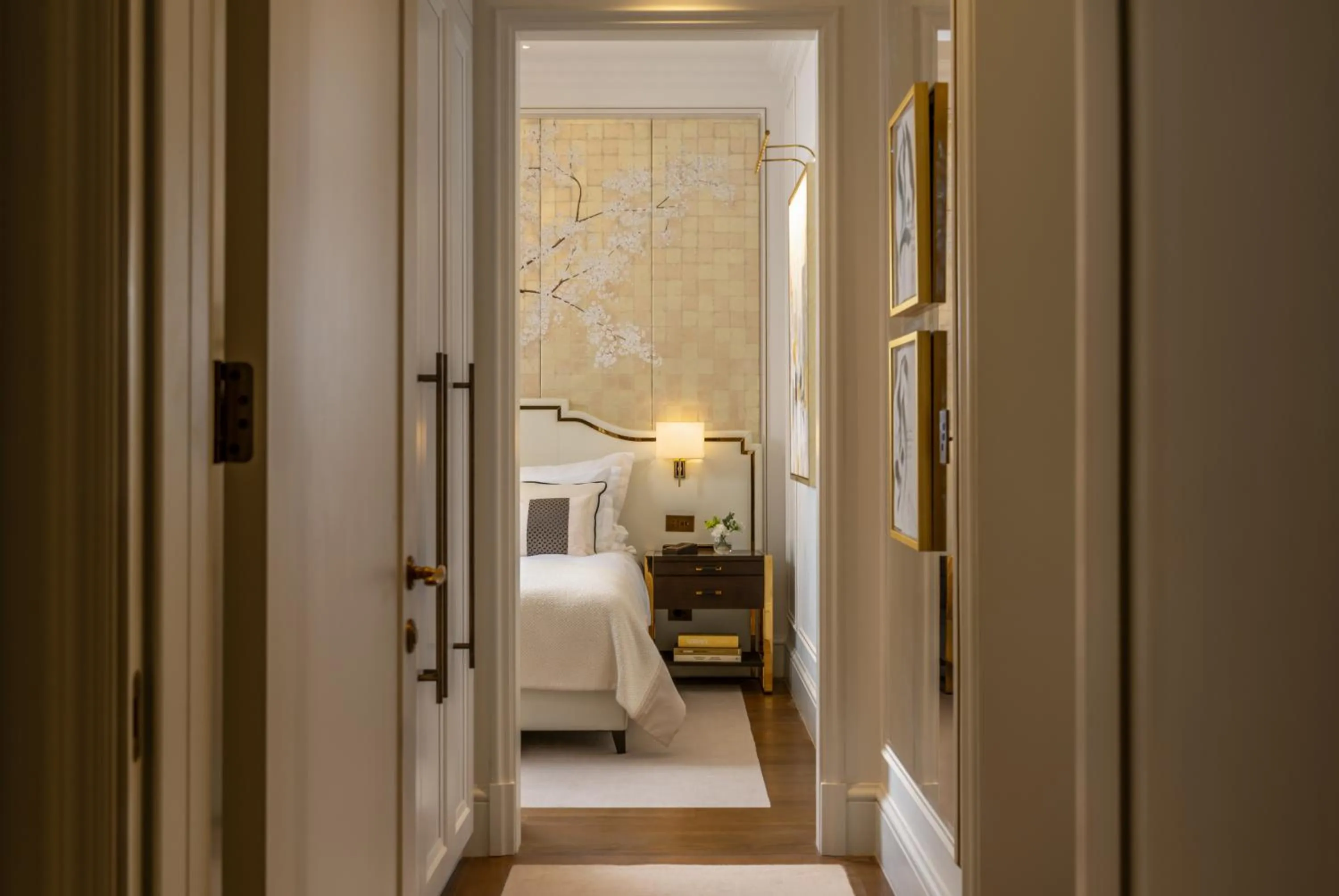 Other, Bed in Corinthia Grand Hotel du Boulevard Bucharest