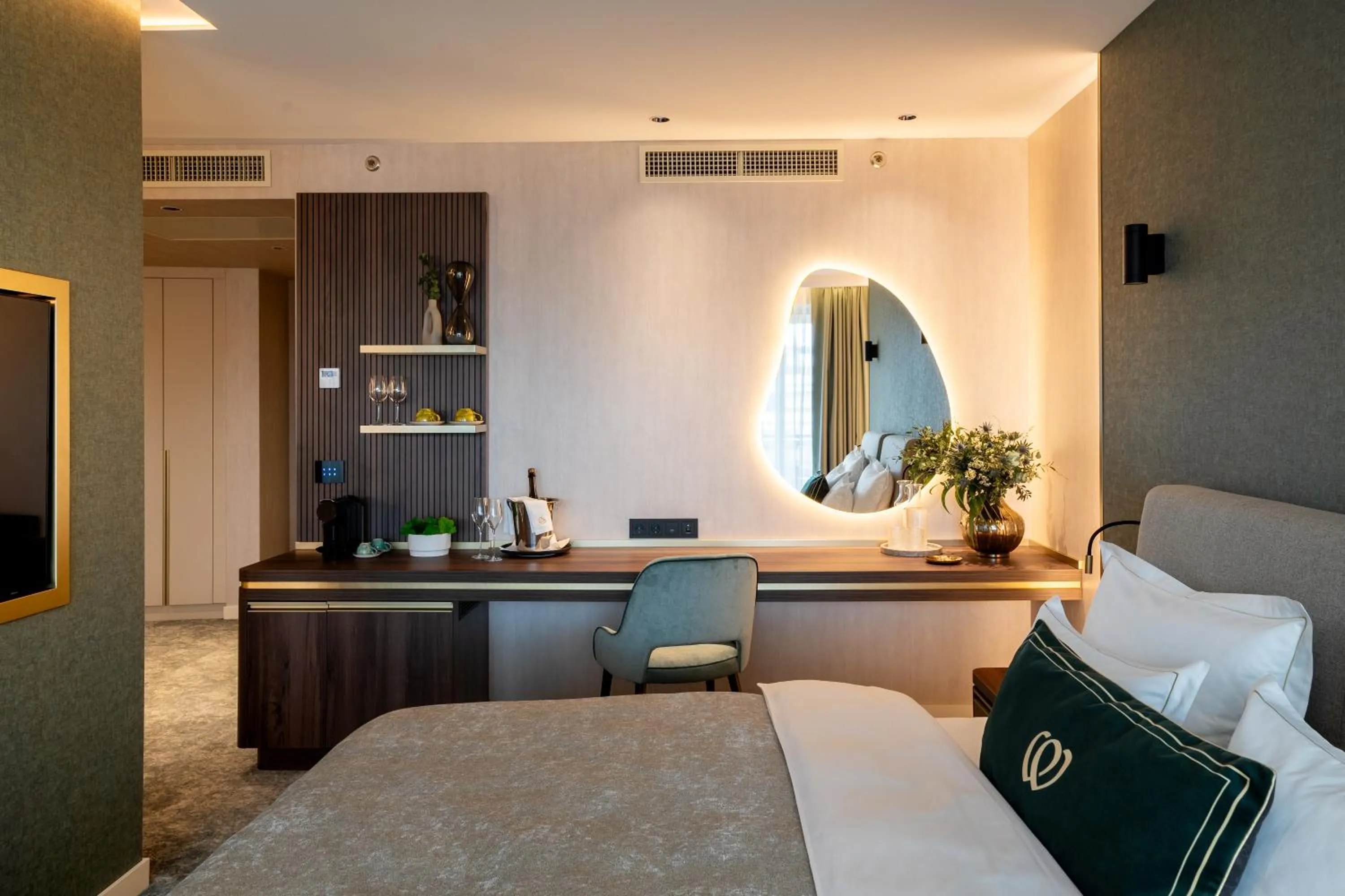 Bed in Le Primore Hotel & Spa