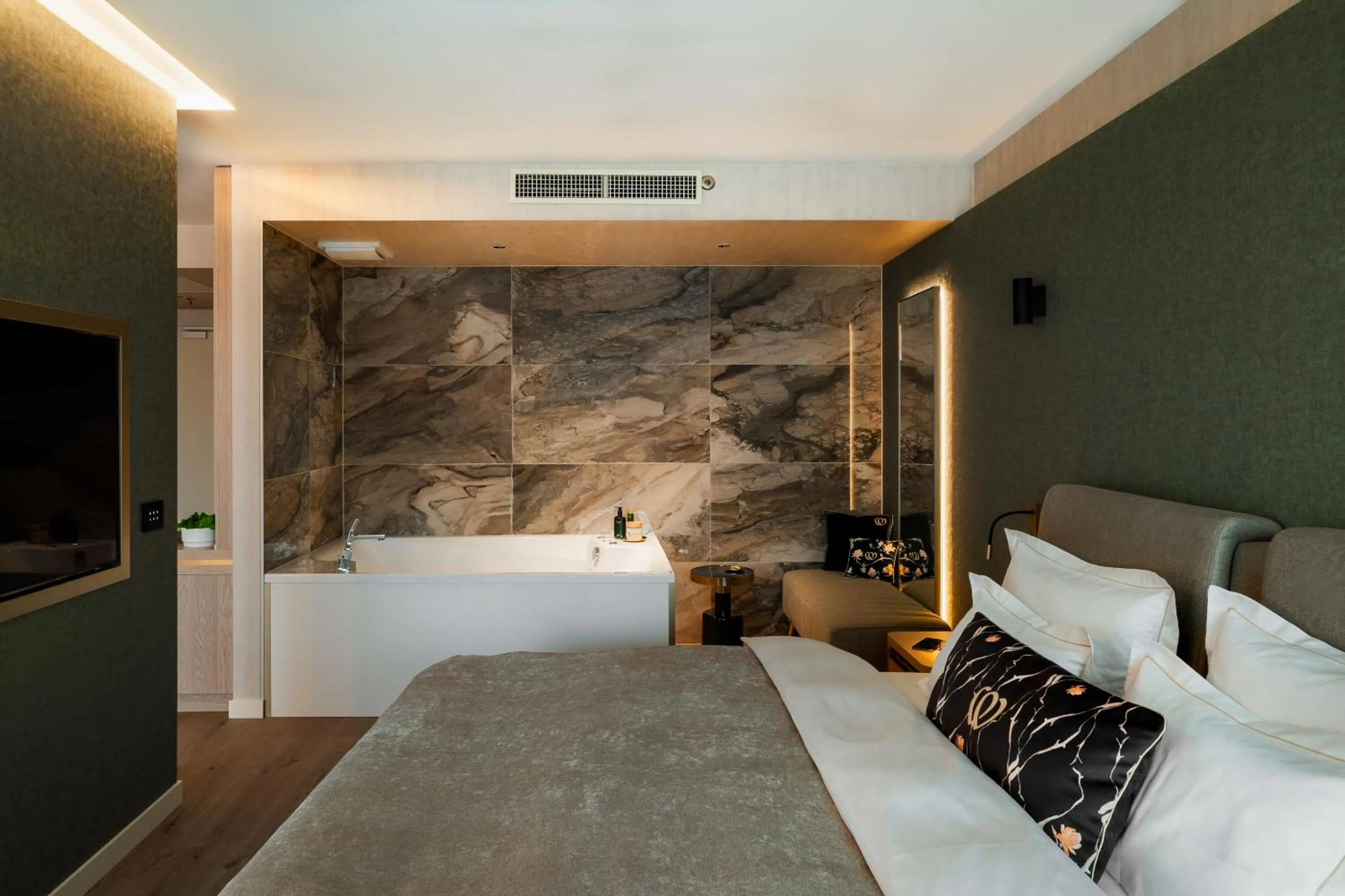 Bed in Le Primore Hotel & Spa