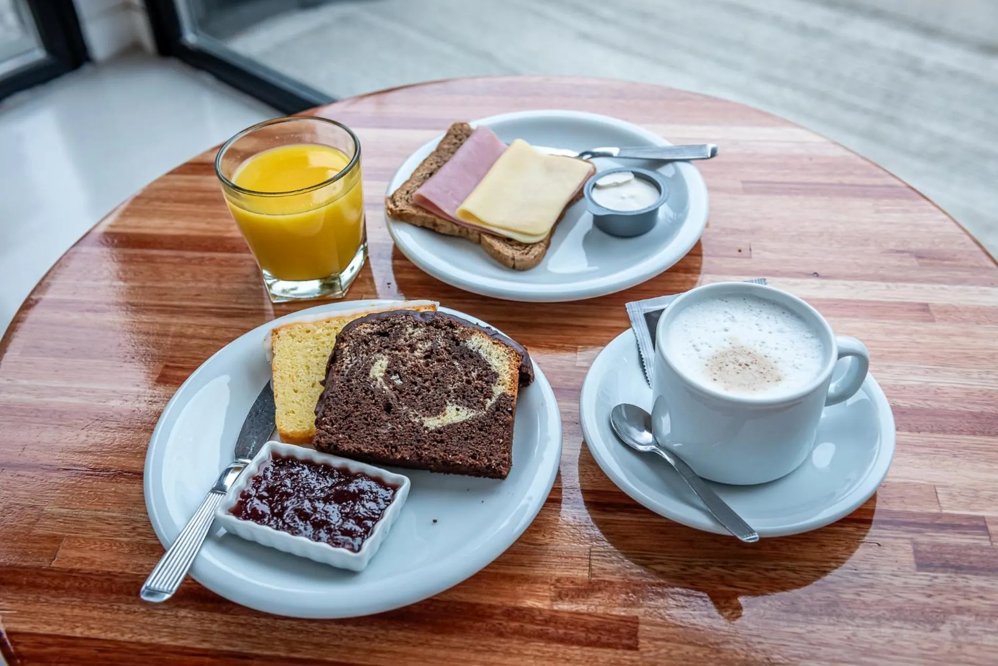 Breakfast in Parry Smart Hotel