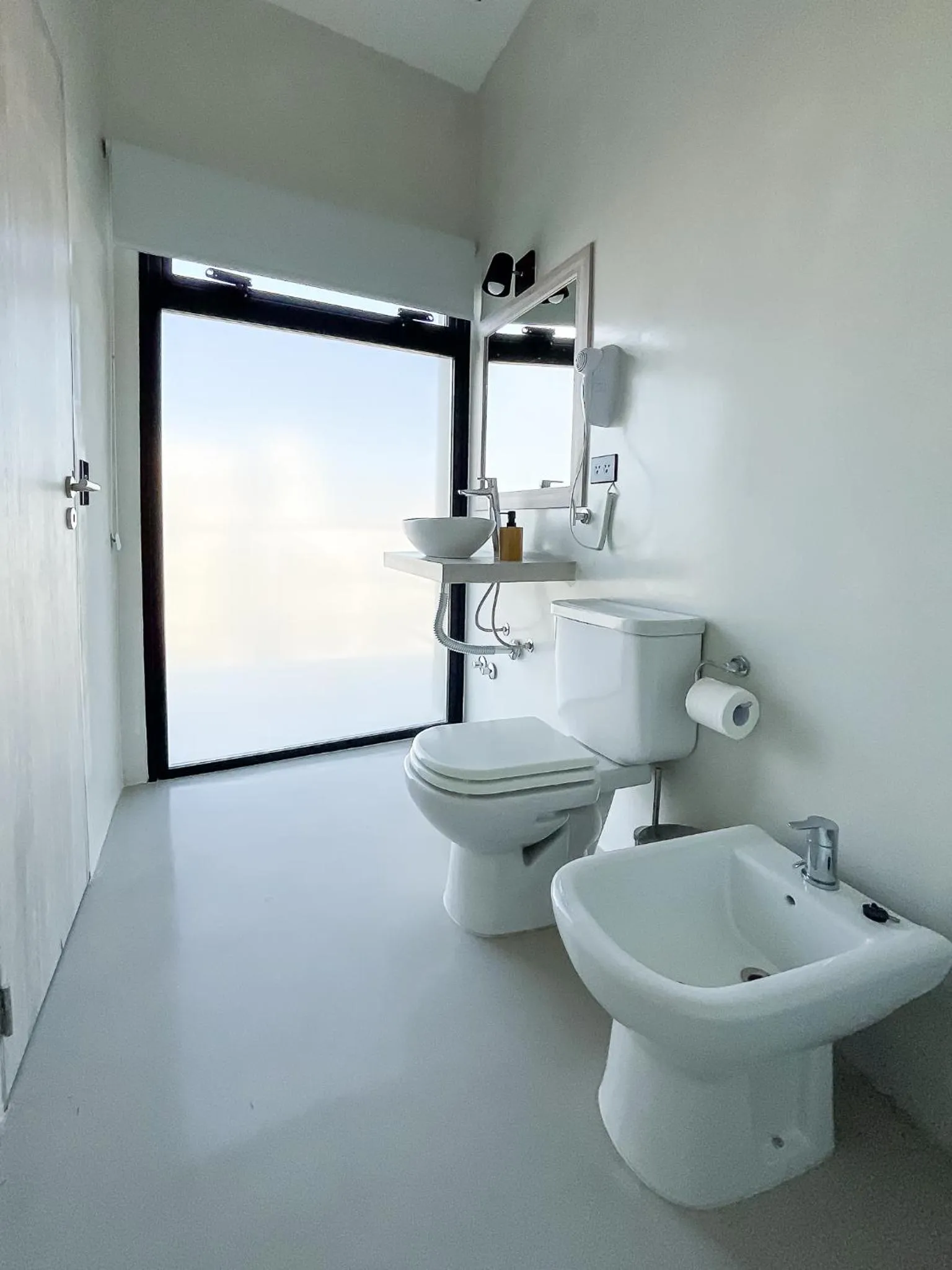 Bathroom in Parry Smart Hotel