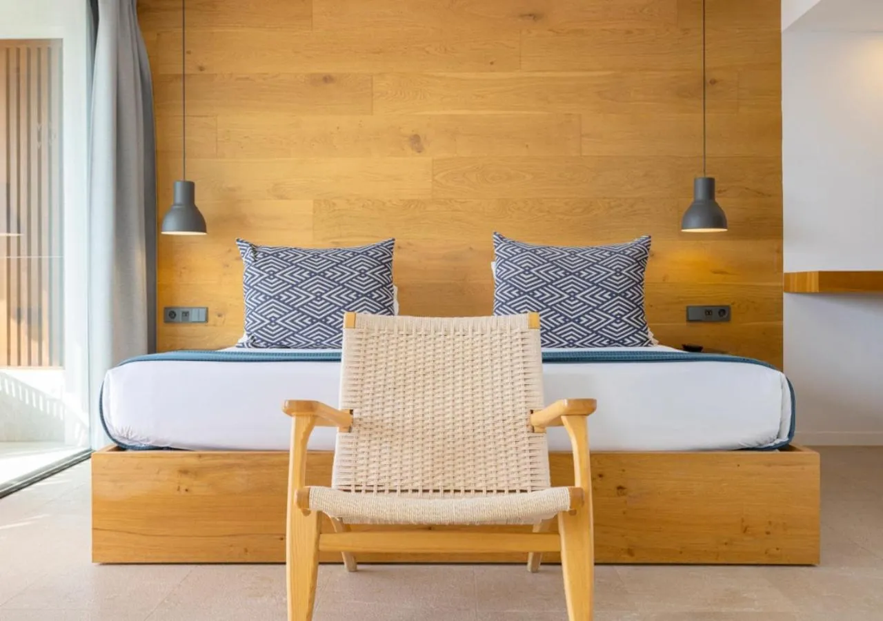 Bed in Las Gaviotas Suites Hotel & Spa