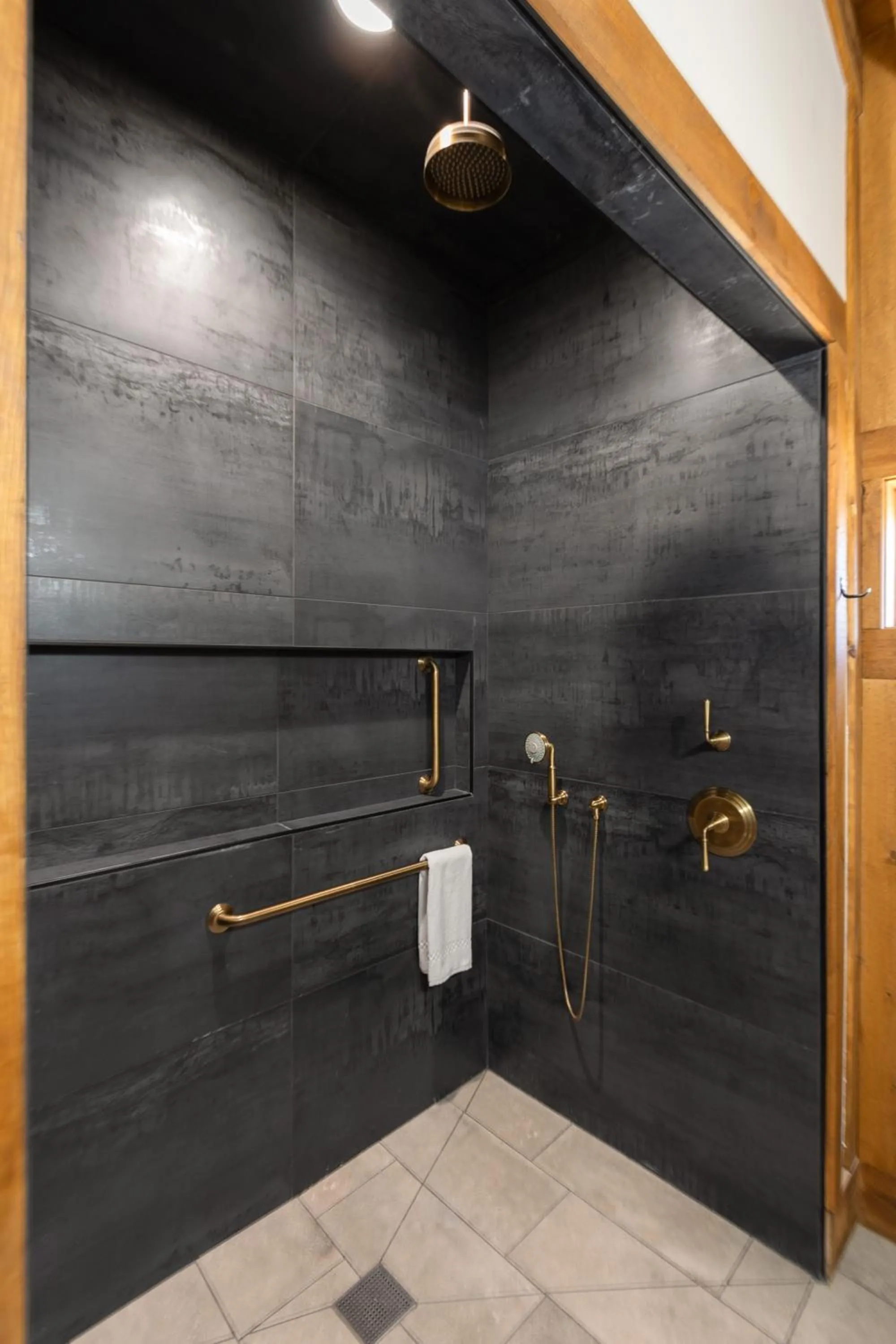 Shower in The Timber at Holly Branch