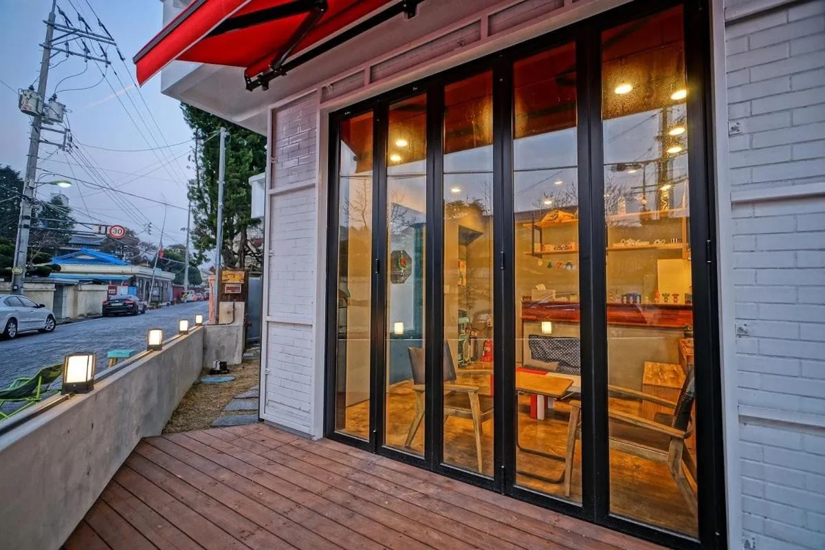 Gunsan Snoring Dalmong Guesthouse