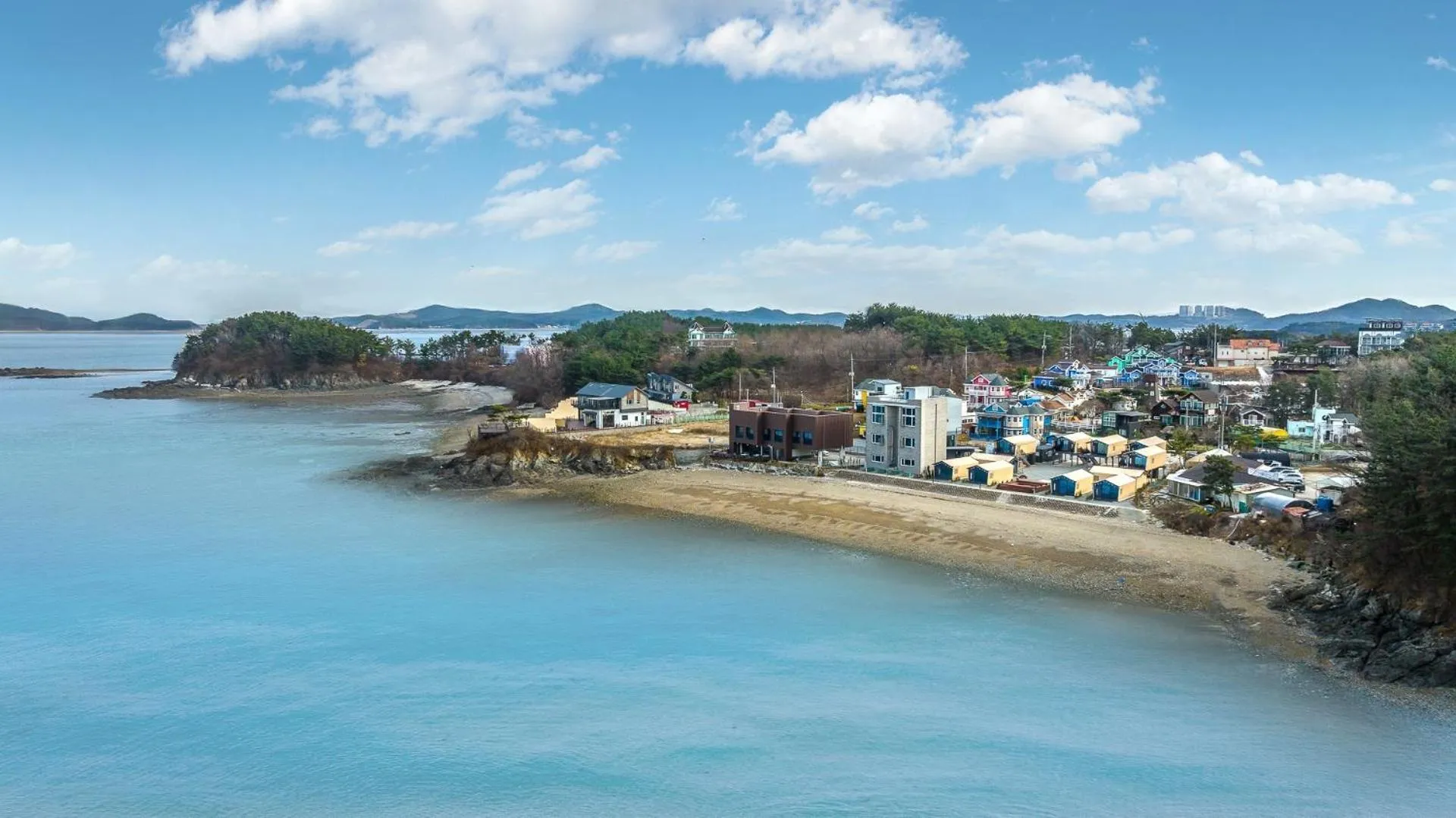 Daebudo On the Beach Pool Villa