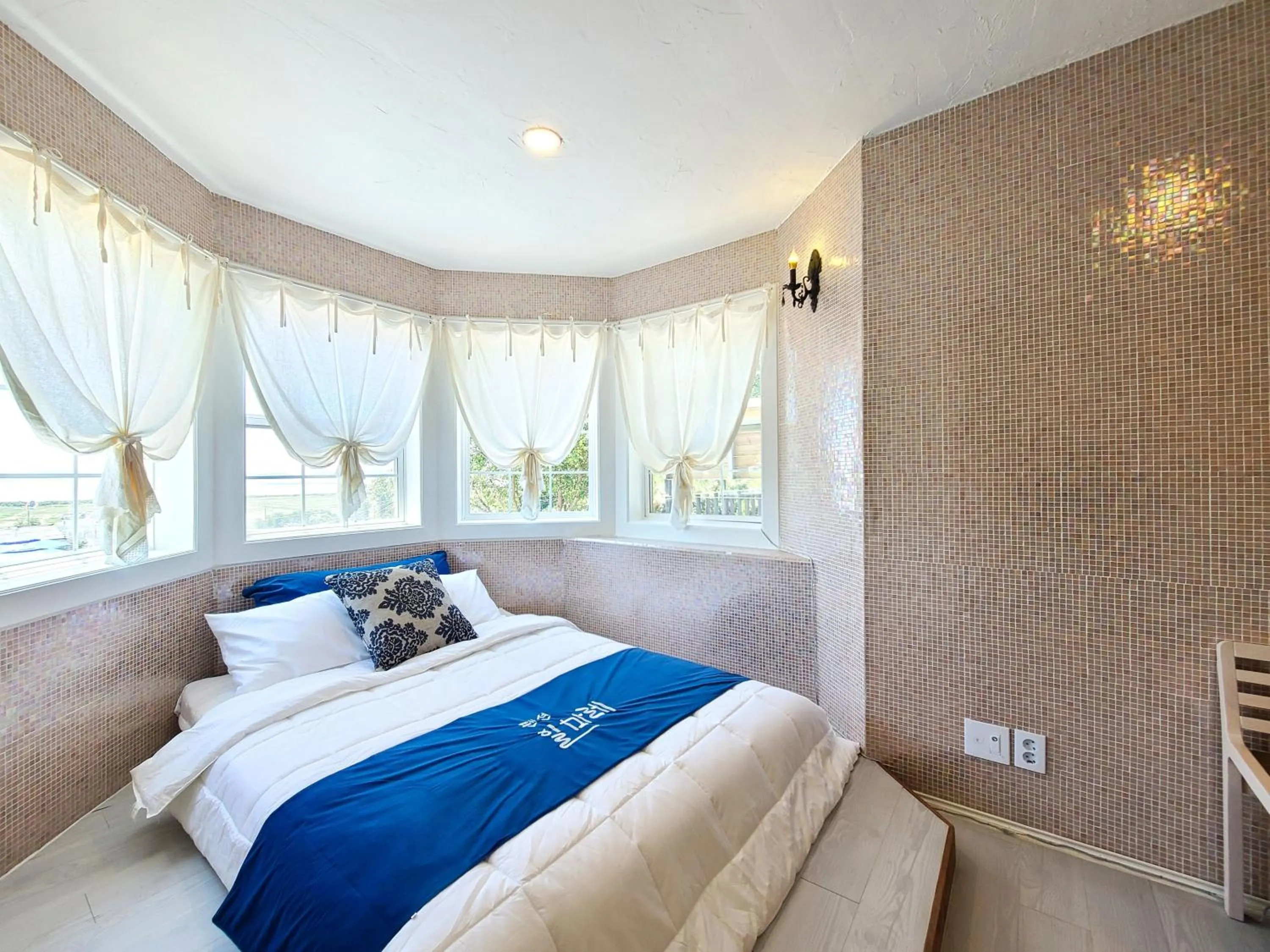 Bed in Ganghwa ilmarae Pension