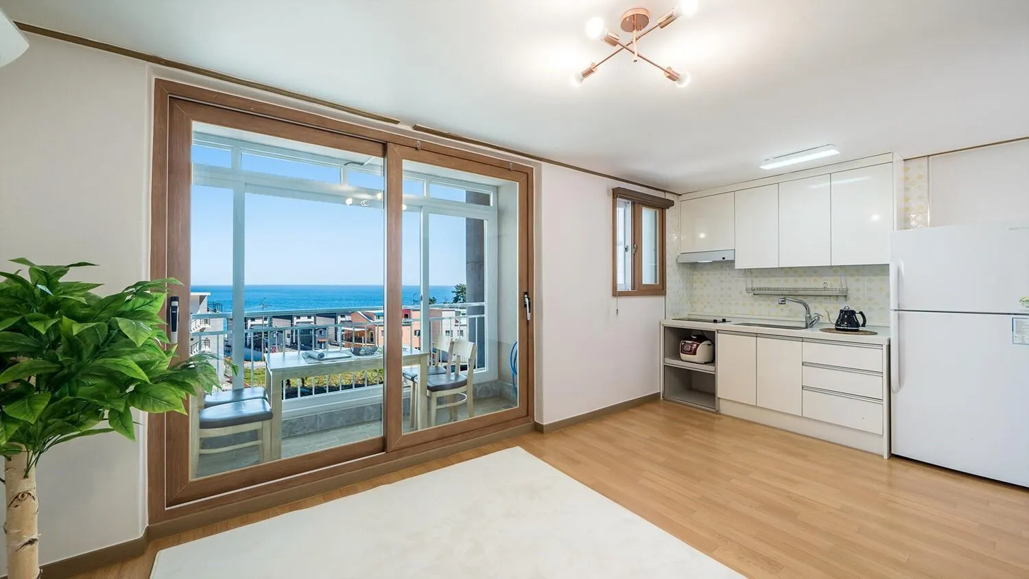 Geojae Amor Family Pension