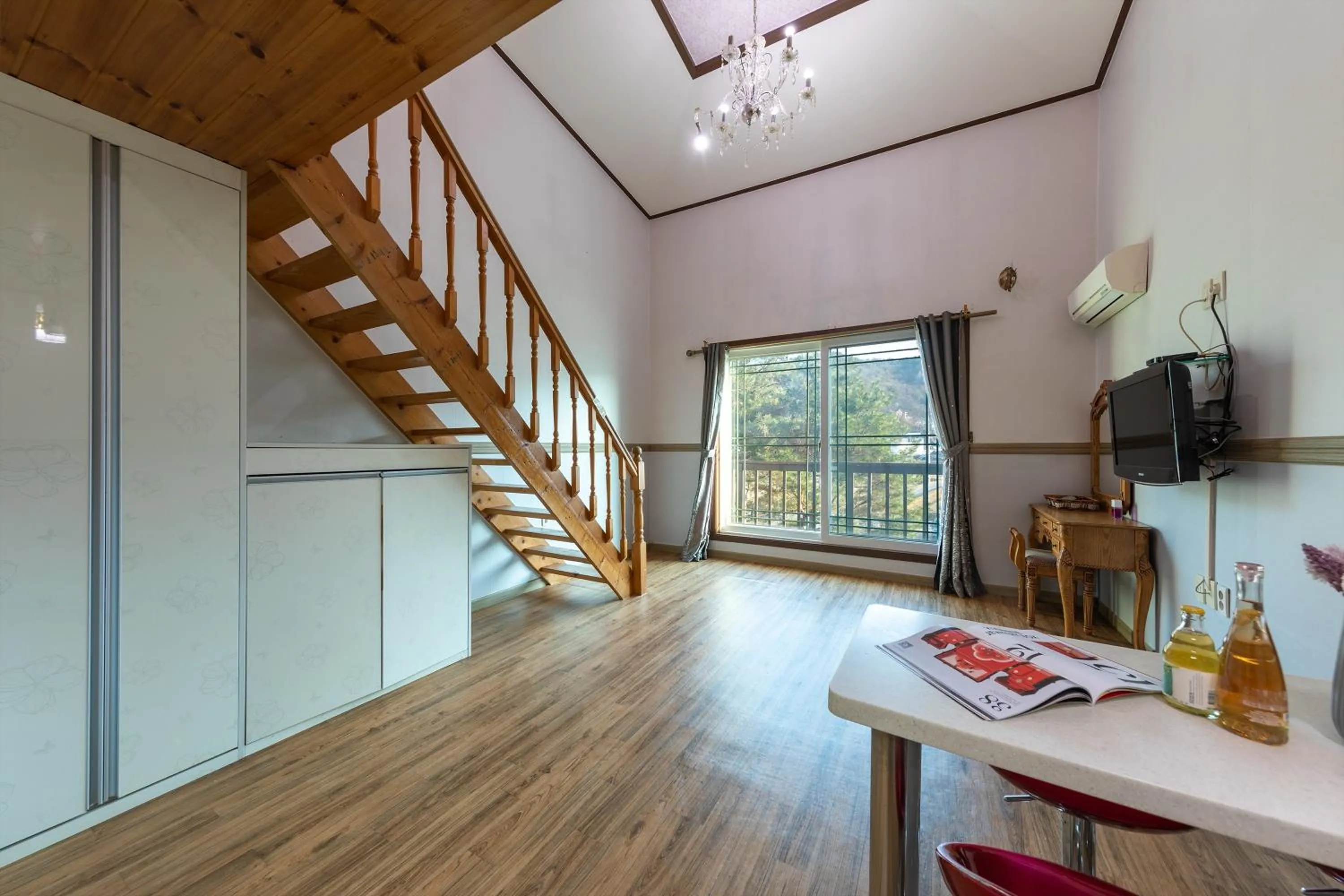 Hongcheon Vivaldi Castle