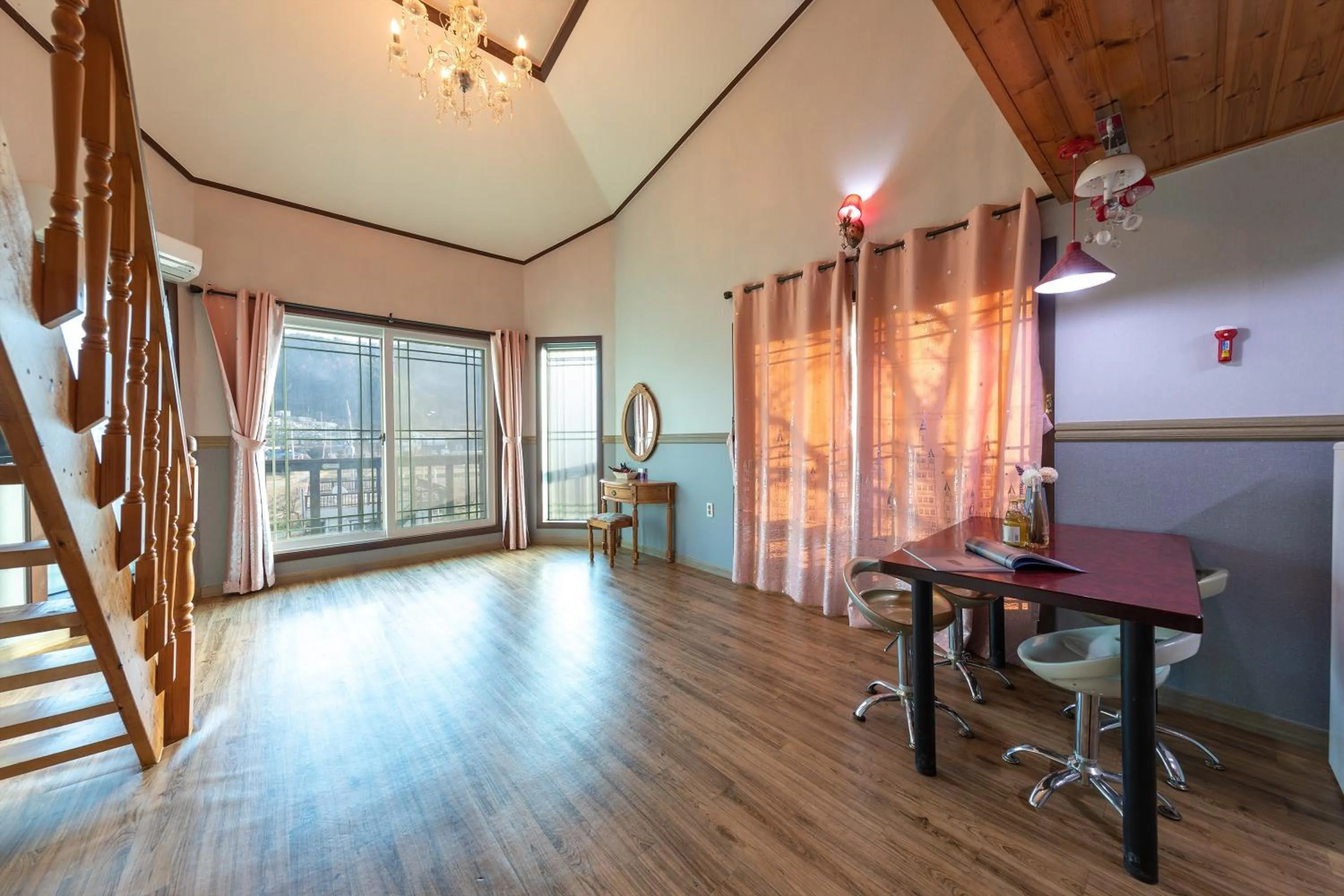 Hongcheon Vivaldi Castle