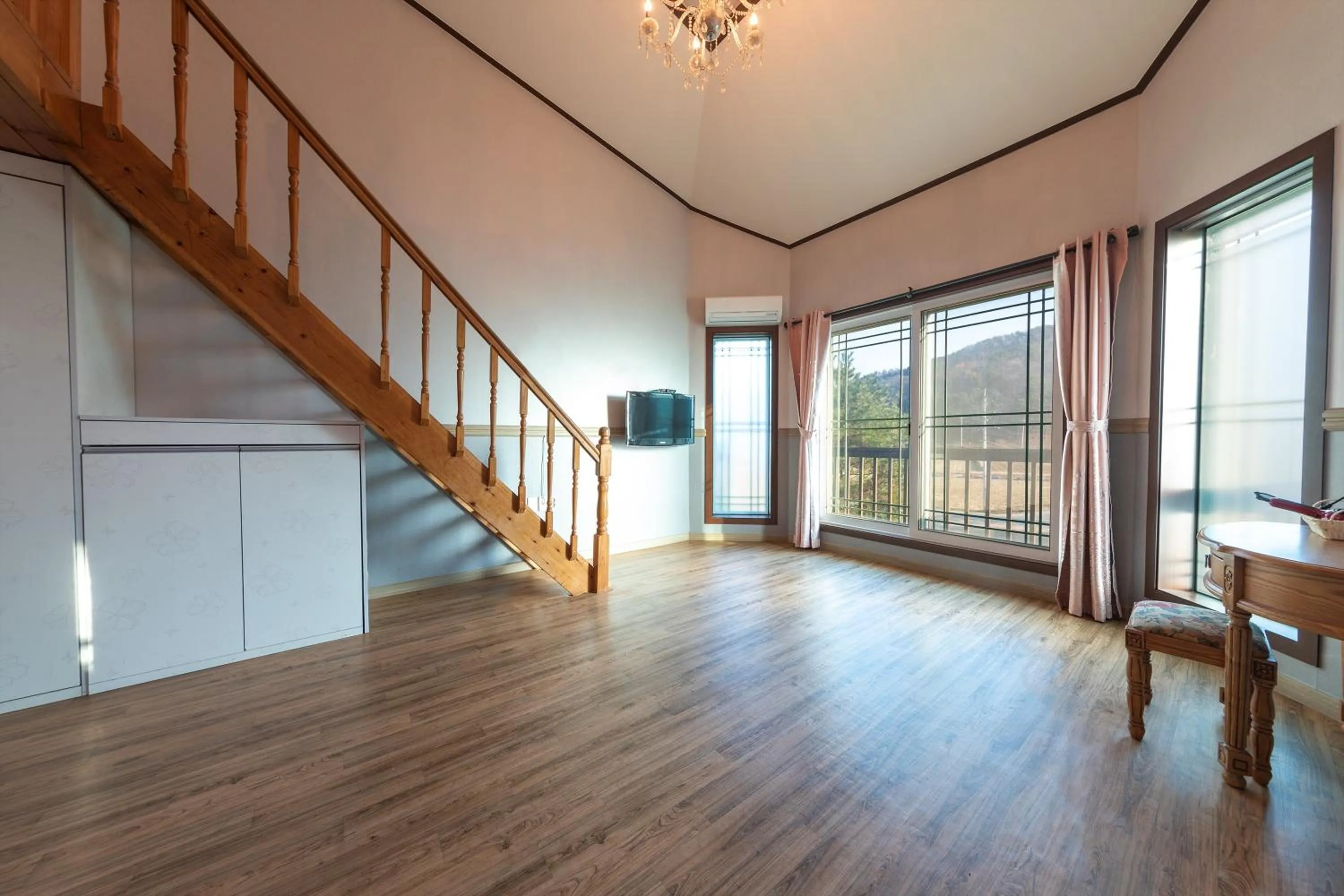 Hongcheon Vivaldi Castle