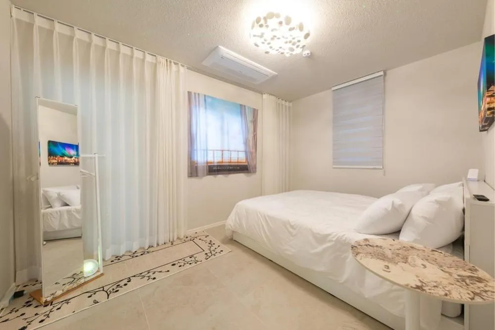 Bed in Gangneung The Annyeong Stay