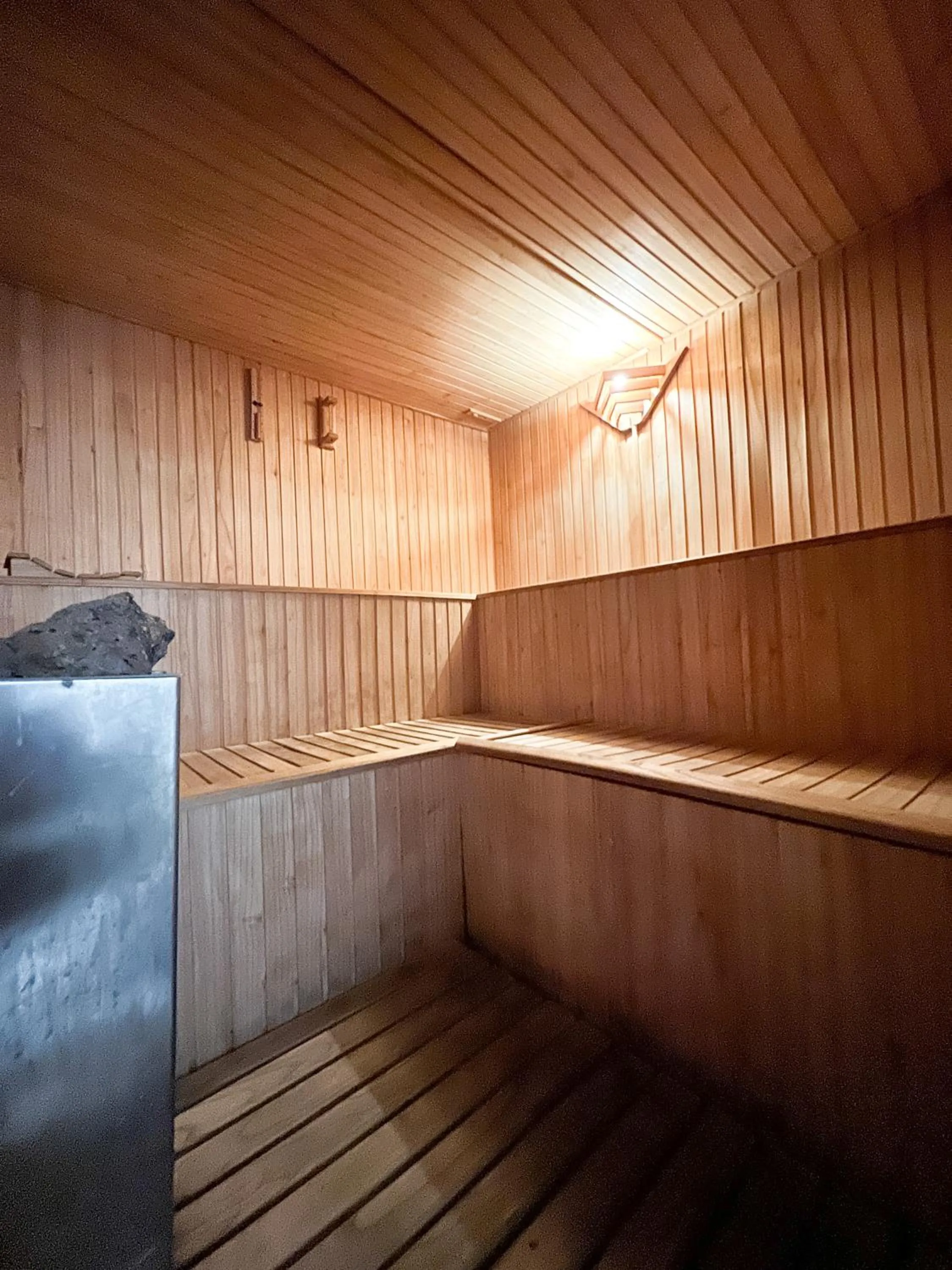 Howard Johnson Hotel & Resort Funes