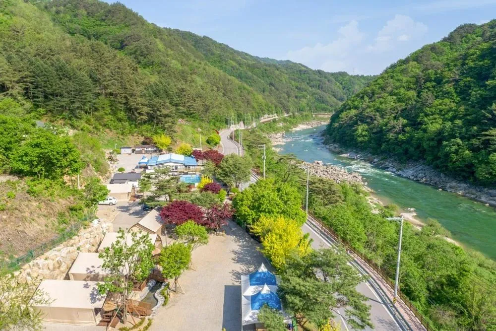 Inje Naerincheon Glamping