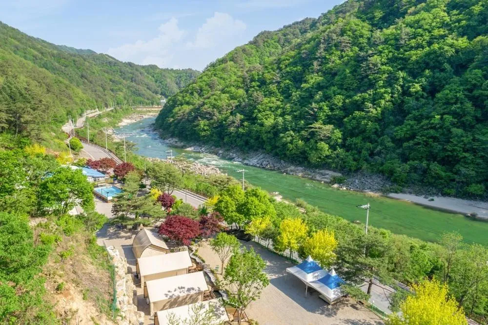 Inje Naerincheon Glamping