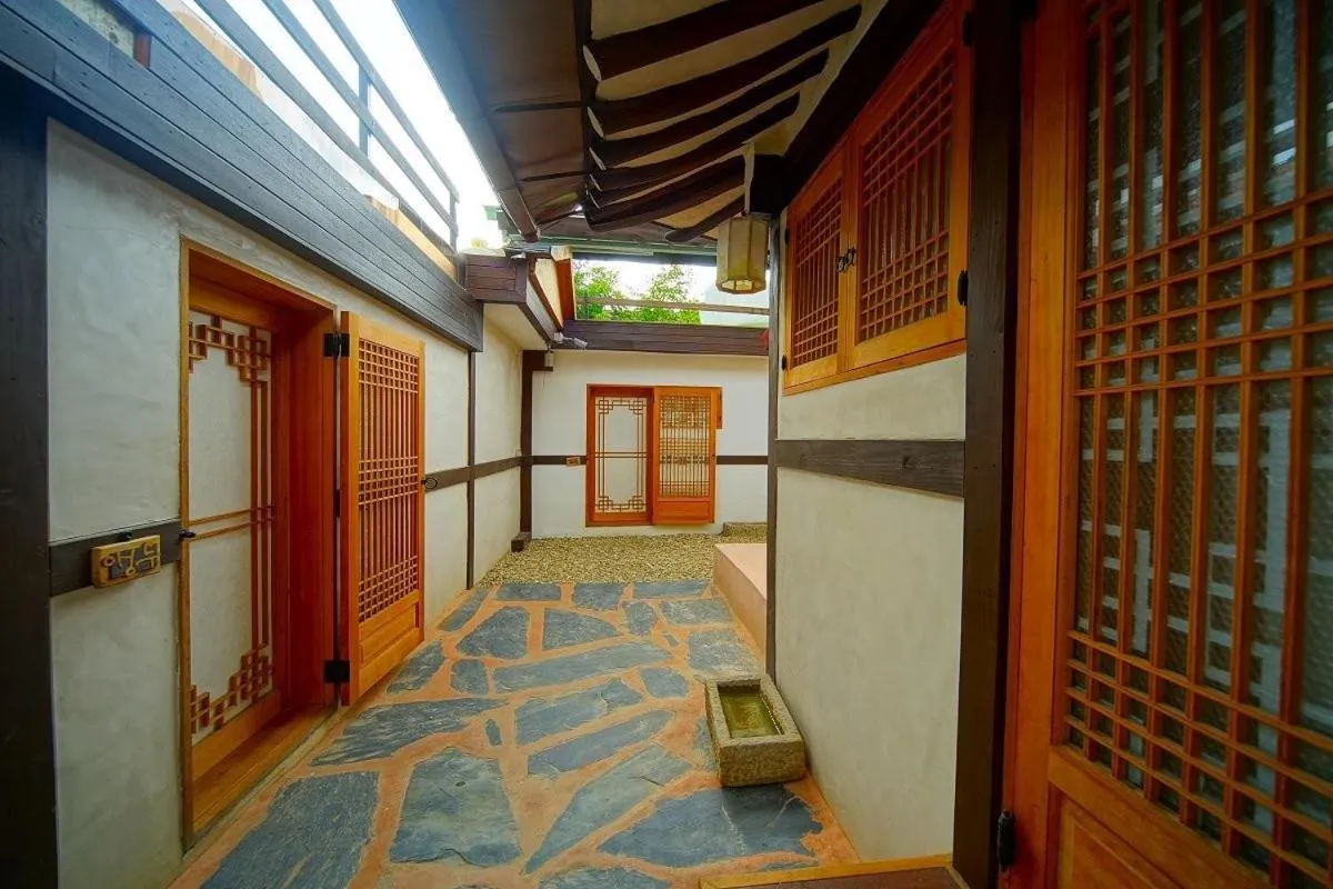 Jeonju Hongsi Hanok Guesthouse