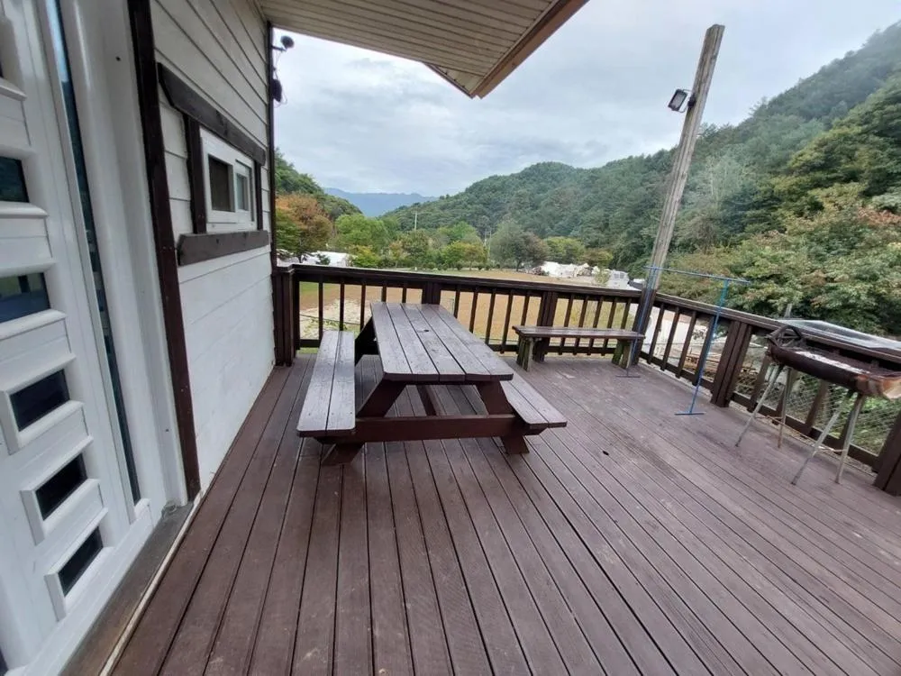 Gapyeong Jandigujang Pension