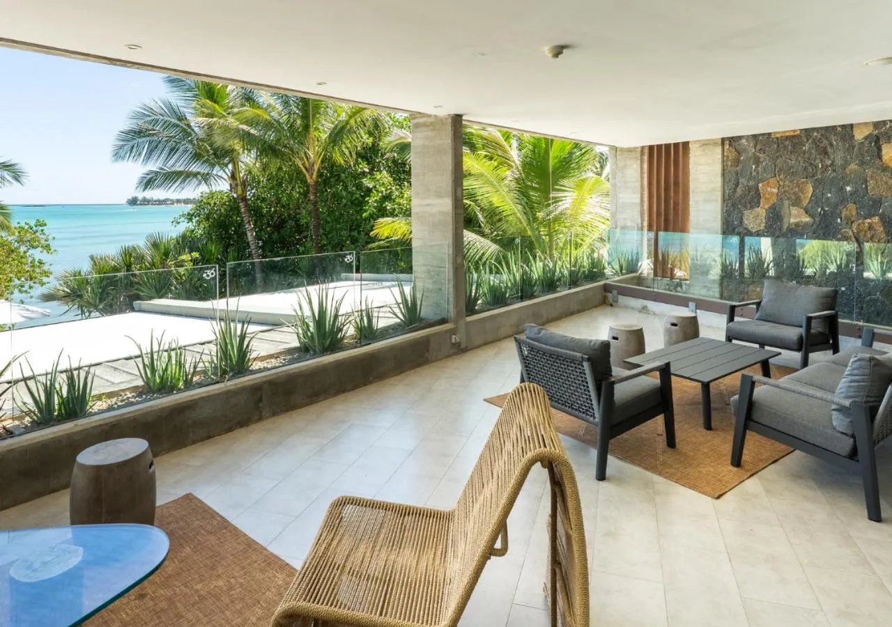 Lounge or bar in Mystik Life Style by NEWMARK