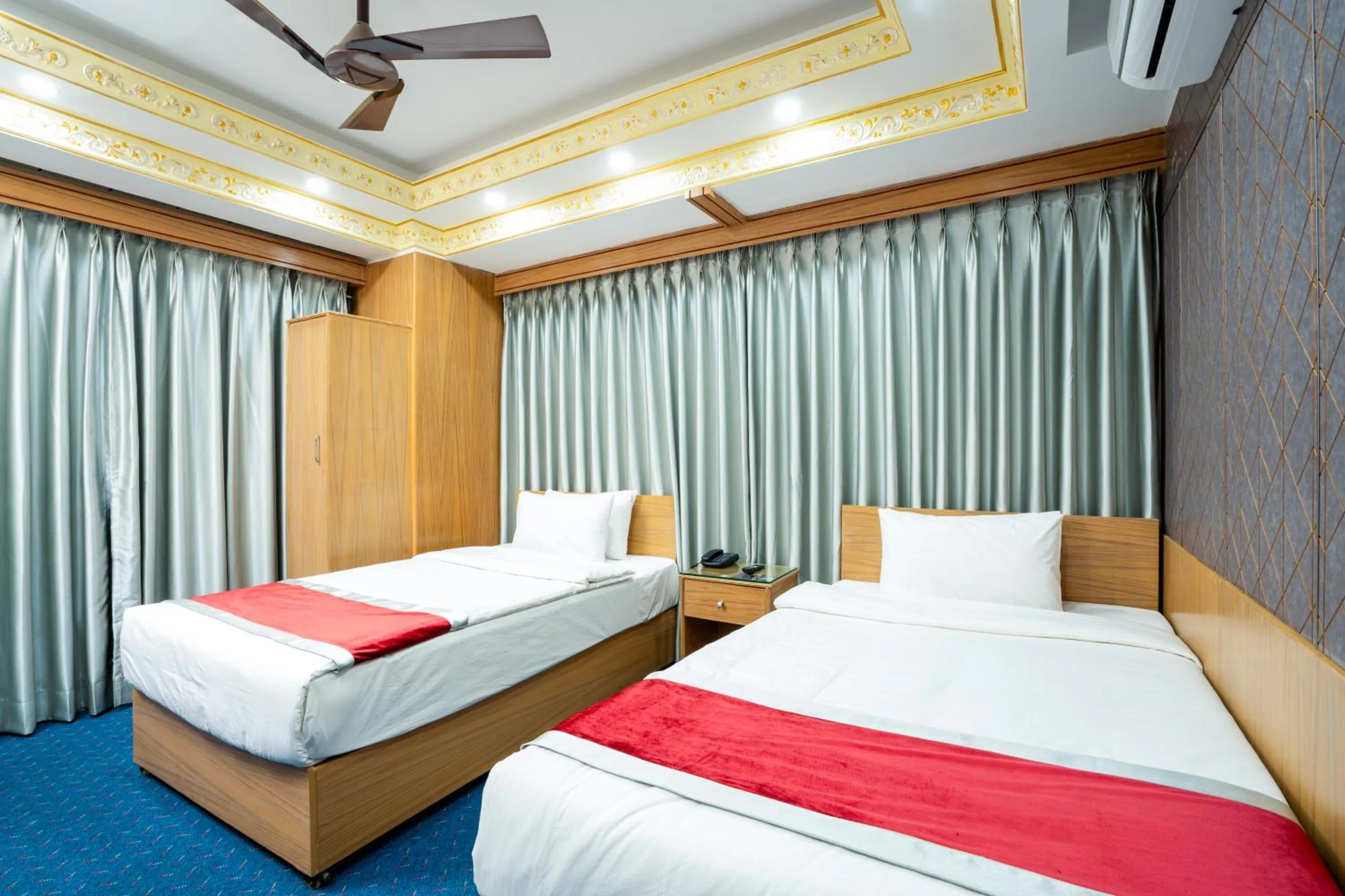 Bed in Hotel Safa Residency - DHAKA