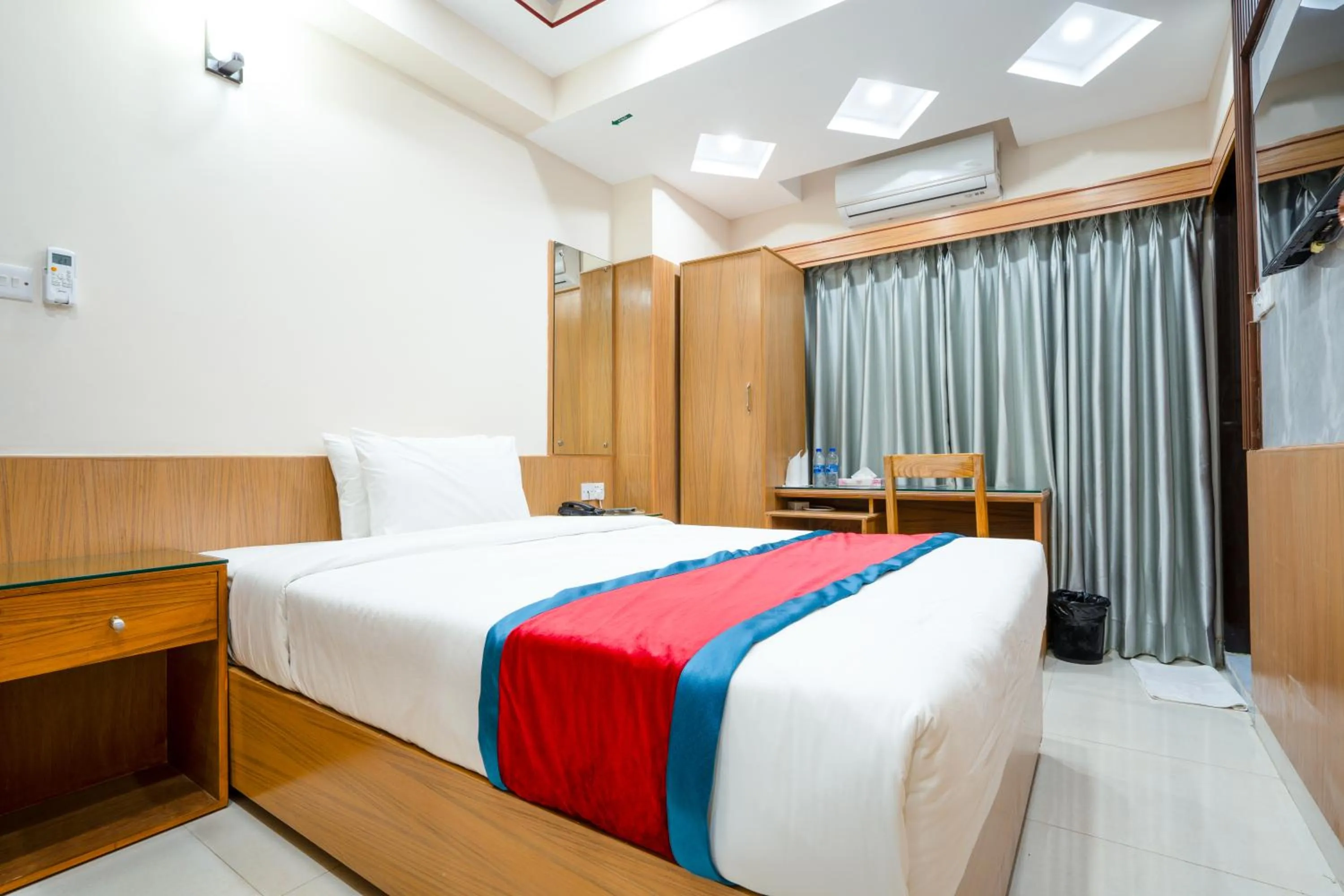 Bed in Hotel Safa Residency - DHAKA