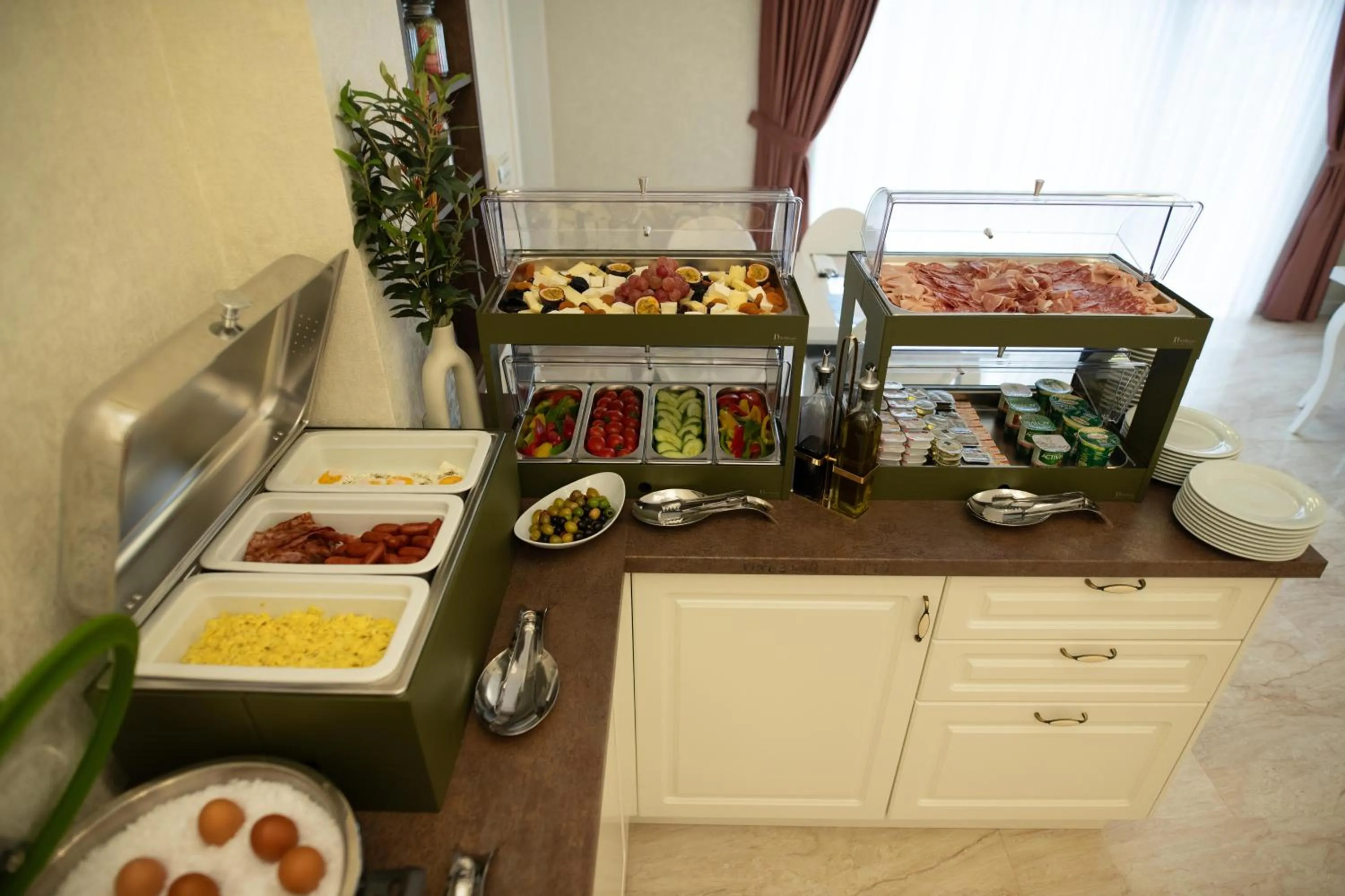 Dining area in Olivia 9teen Hotel Boutique
