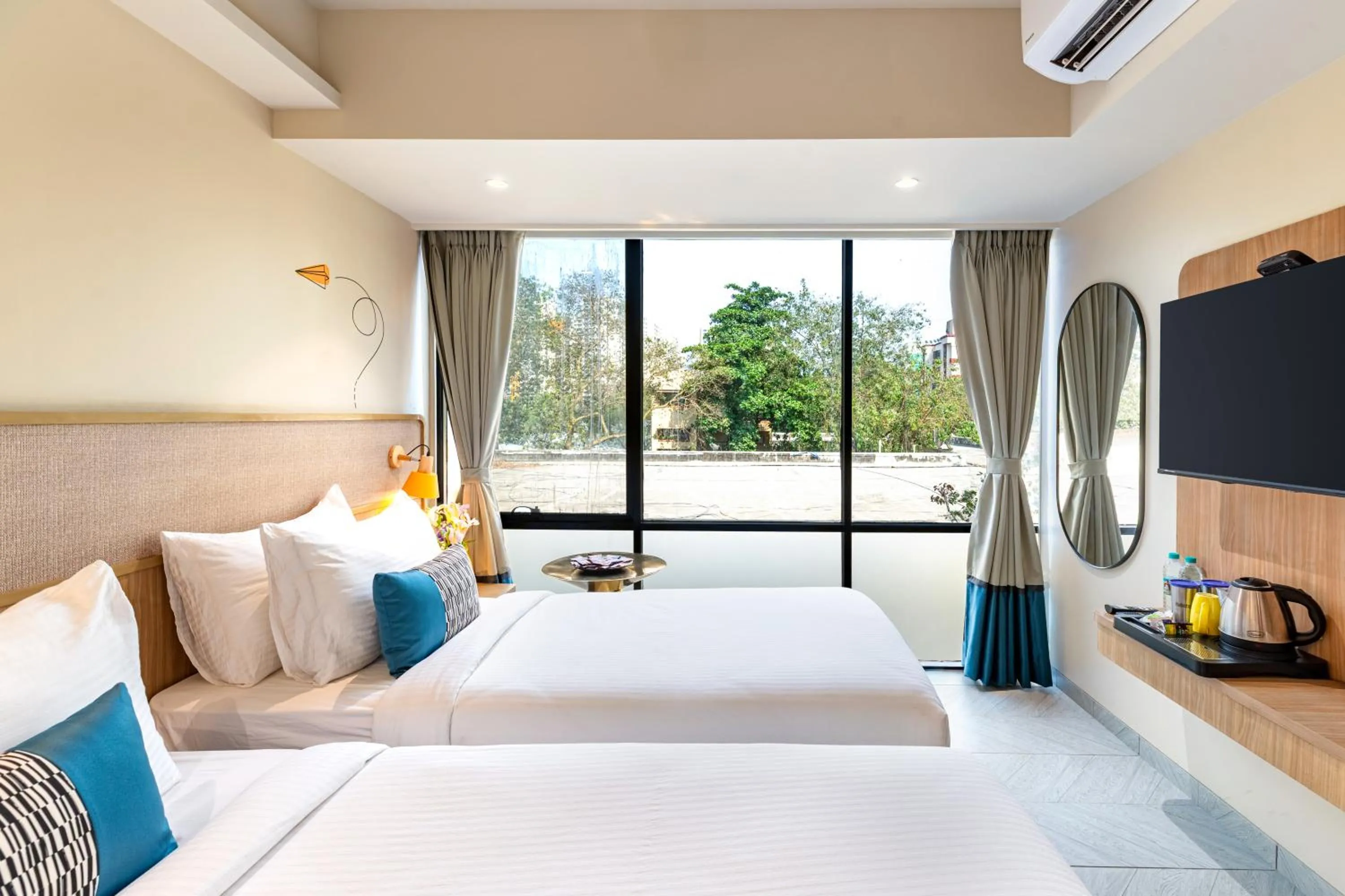 Bed in Indie Stays Mumbai International Airport