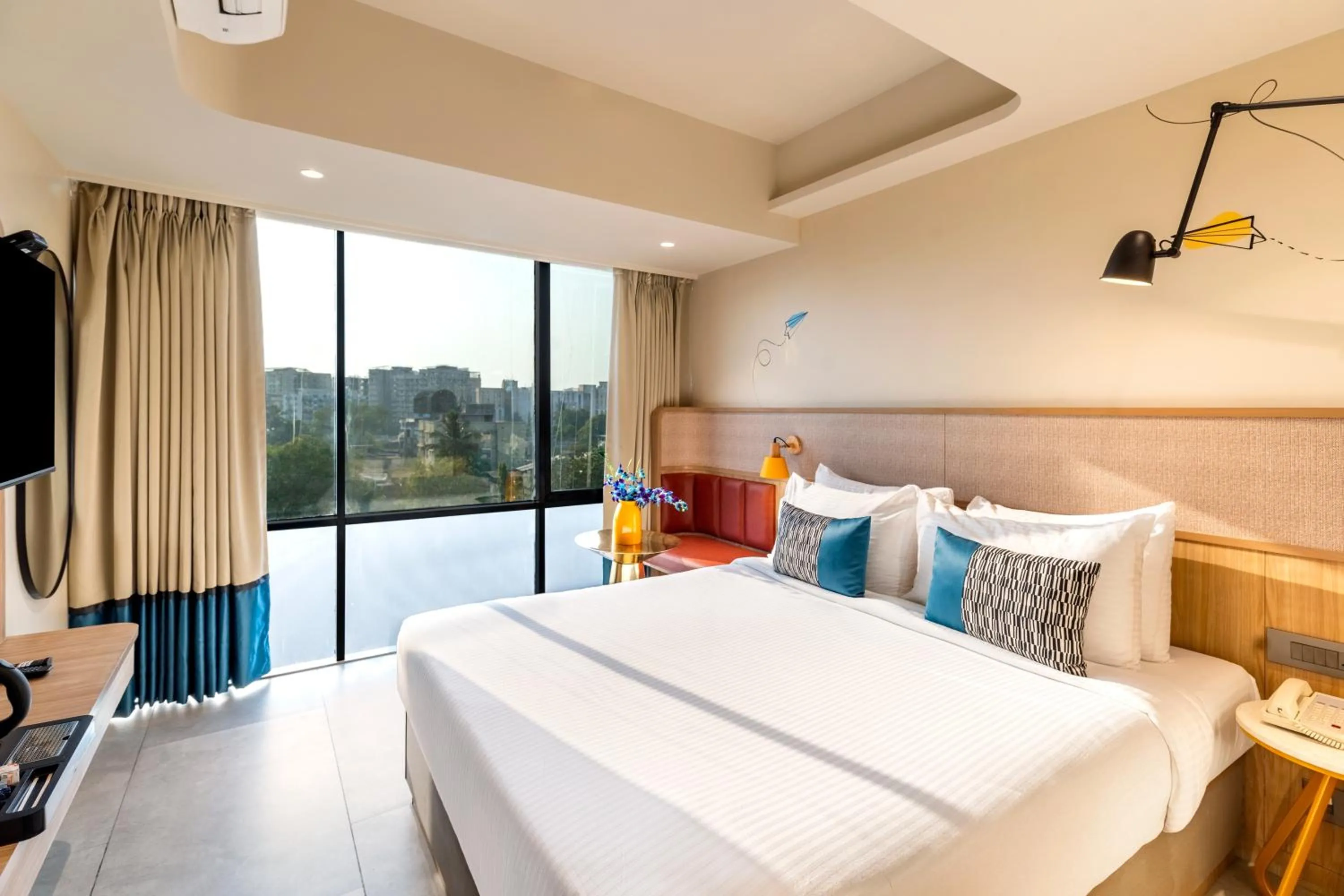 Bed in Indie Stays Mumbai International Airport