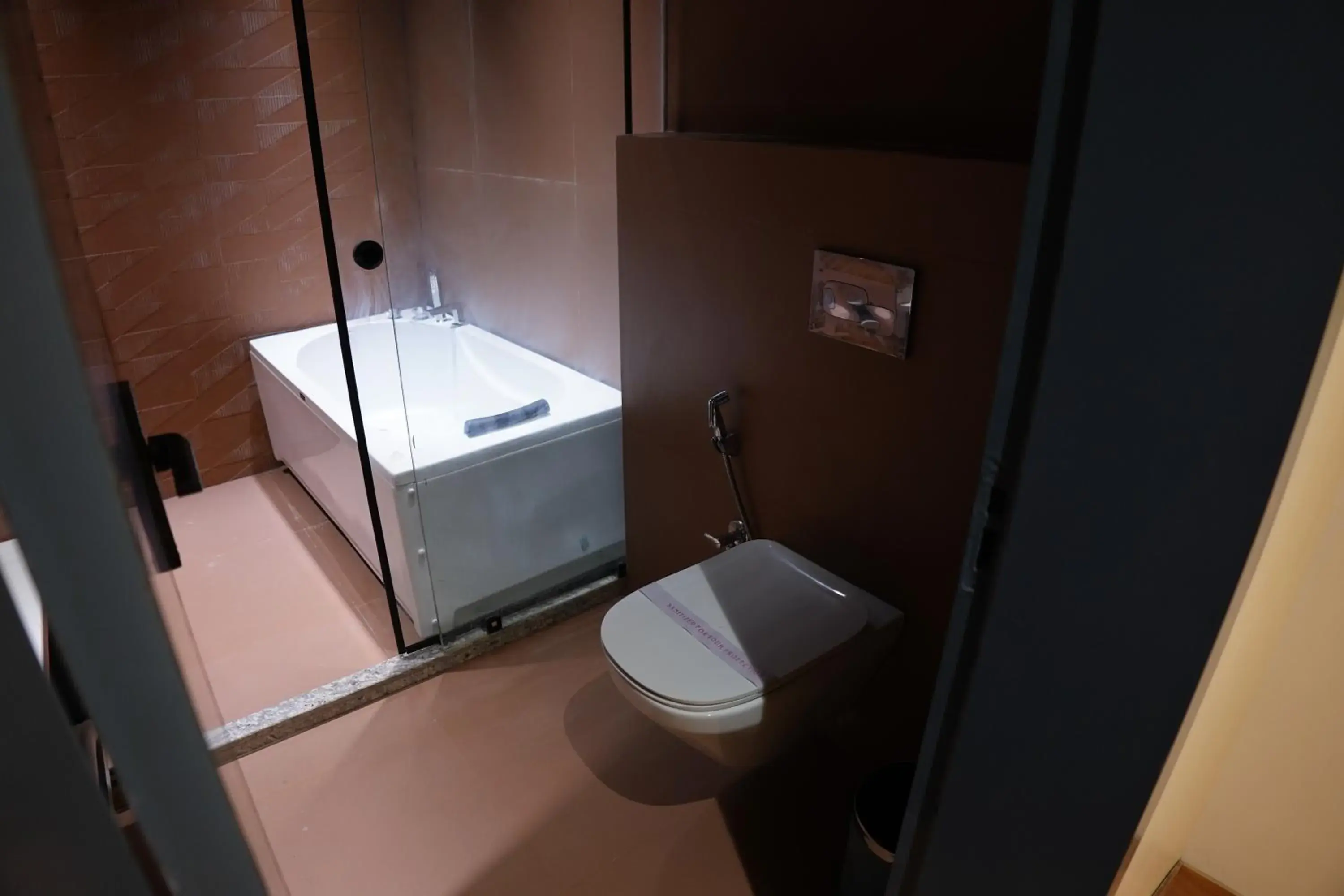 Presidential Suite in The Pearl Petal Presidential Suite in The Pearl Petal