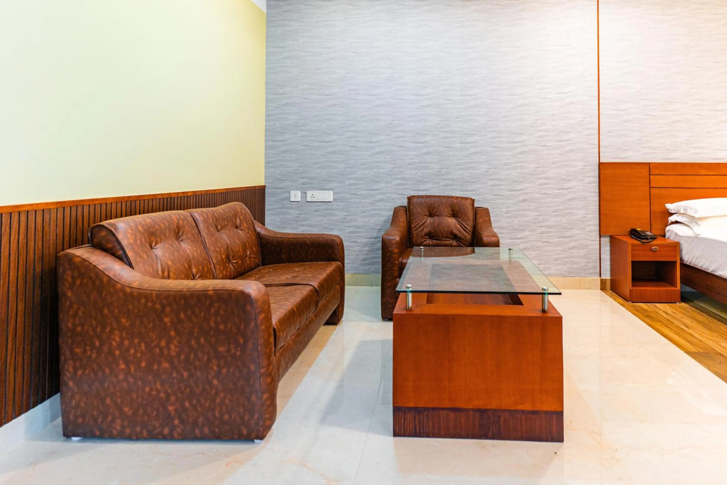 Living room in Misty Rock Hotels