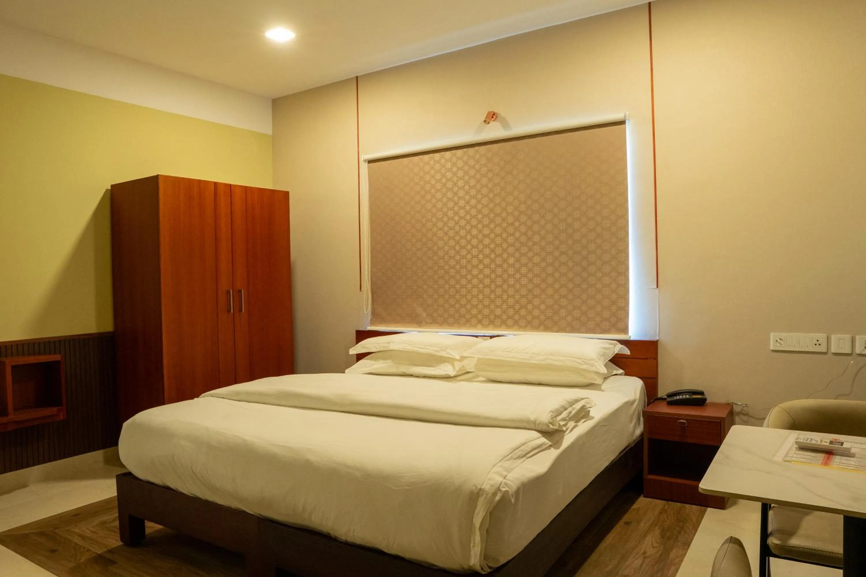 Bed in Misty Rock Hotels