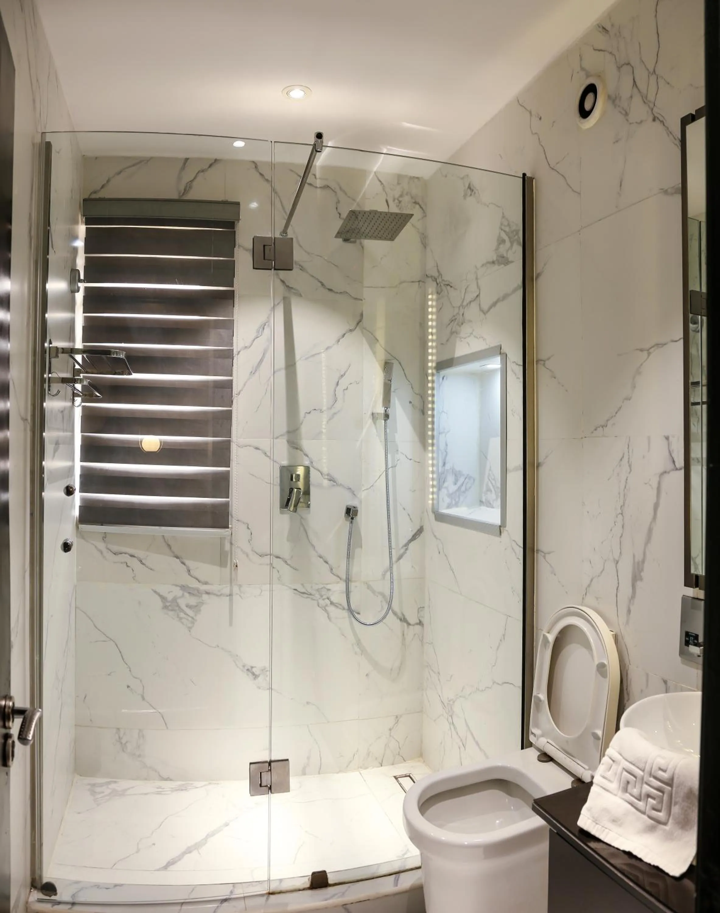 Shower in George Residence Lekki, Lagos - with Pool