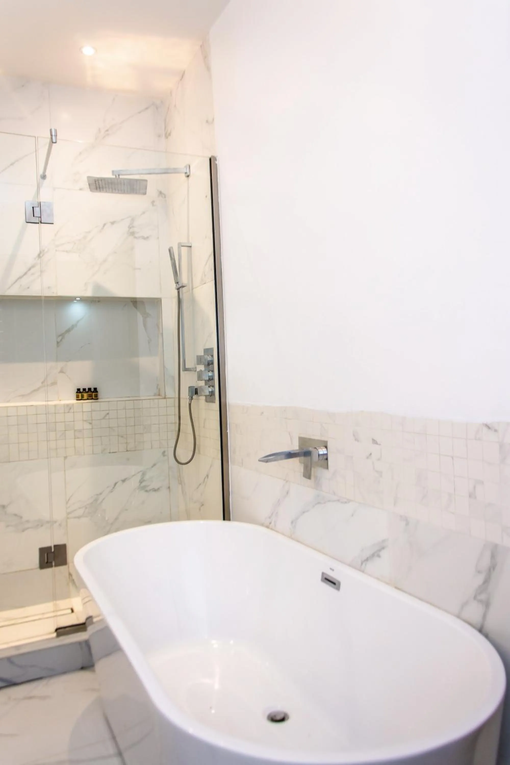Bathroom in George Residence Lekki, Lagos - with Pool