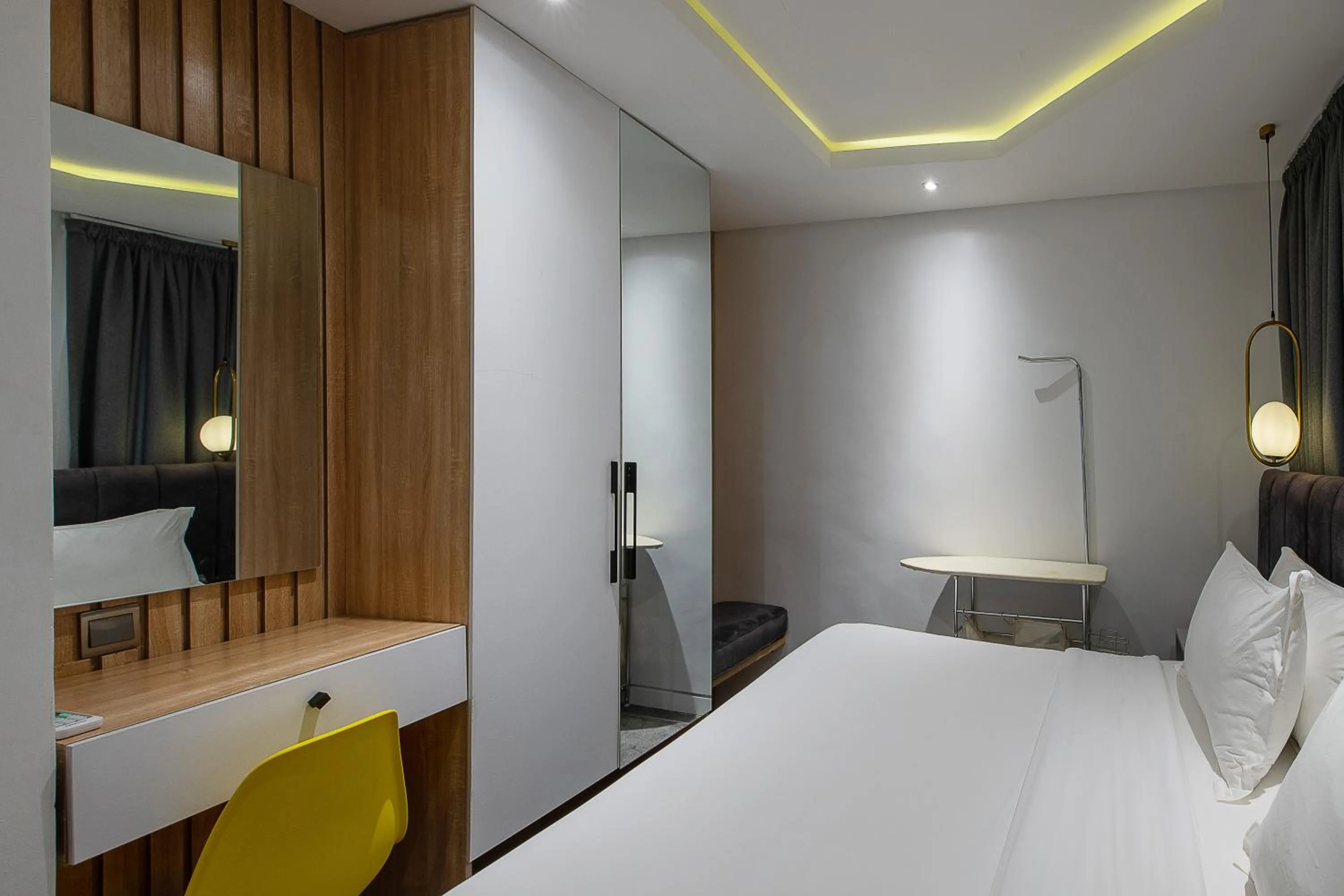 Bed in George Residence Lekki, Lagos - with Pool