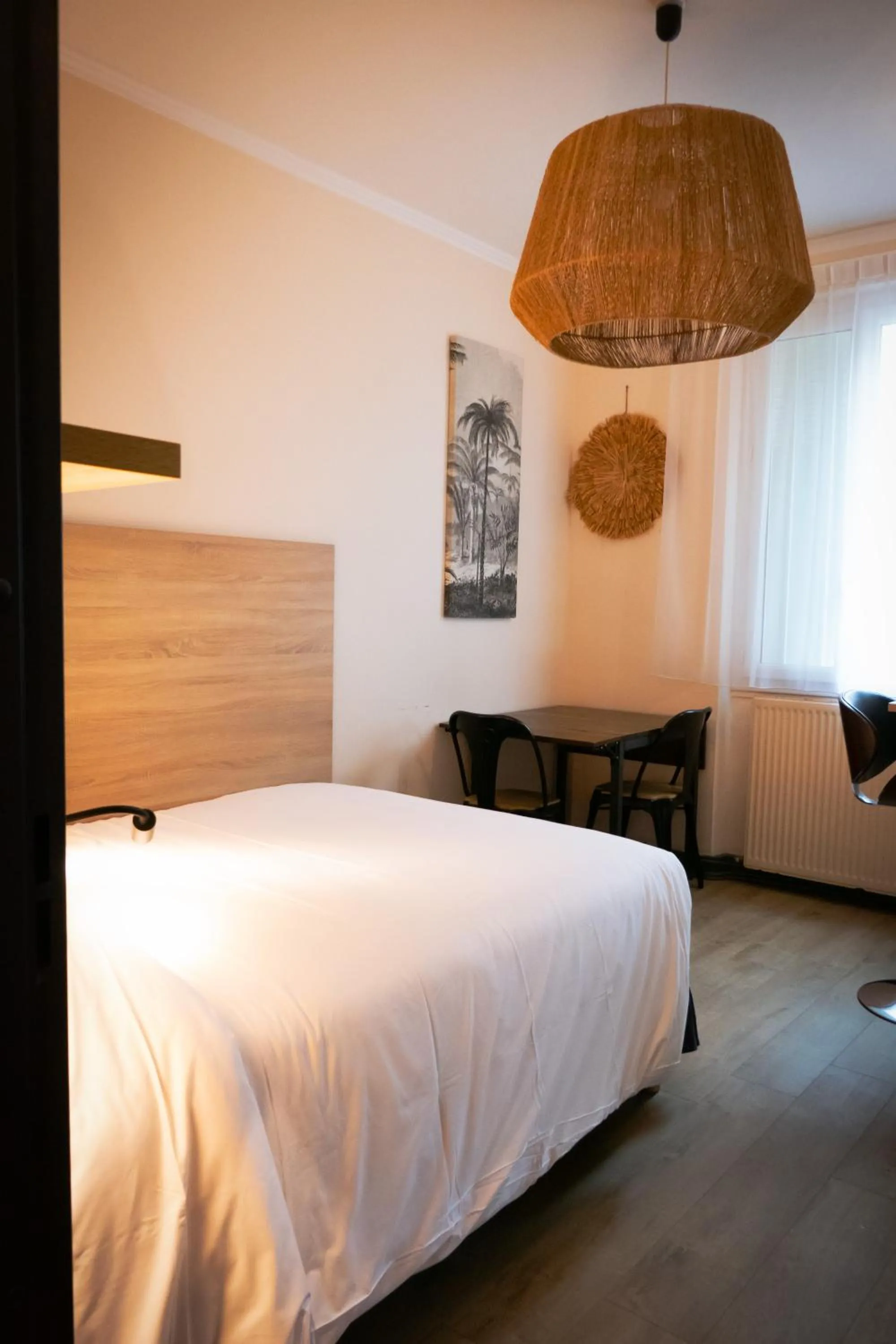 Bed in Hôtel de la gare