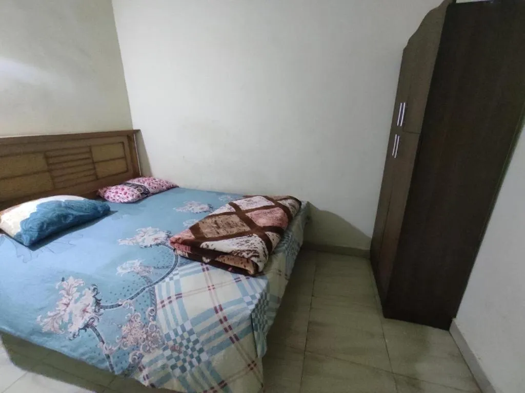 Bed in Pyramids View